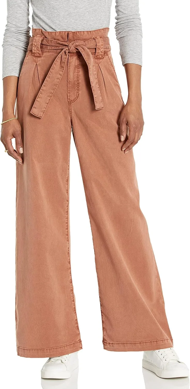 PAIGE Женские джинсы Harper с воланом на поясе и поясом
PAIGE Женские джинсы Harper с воланом на поясе и поясом