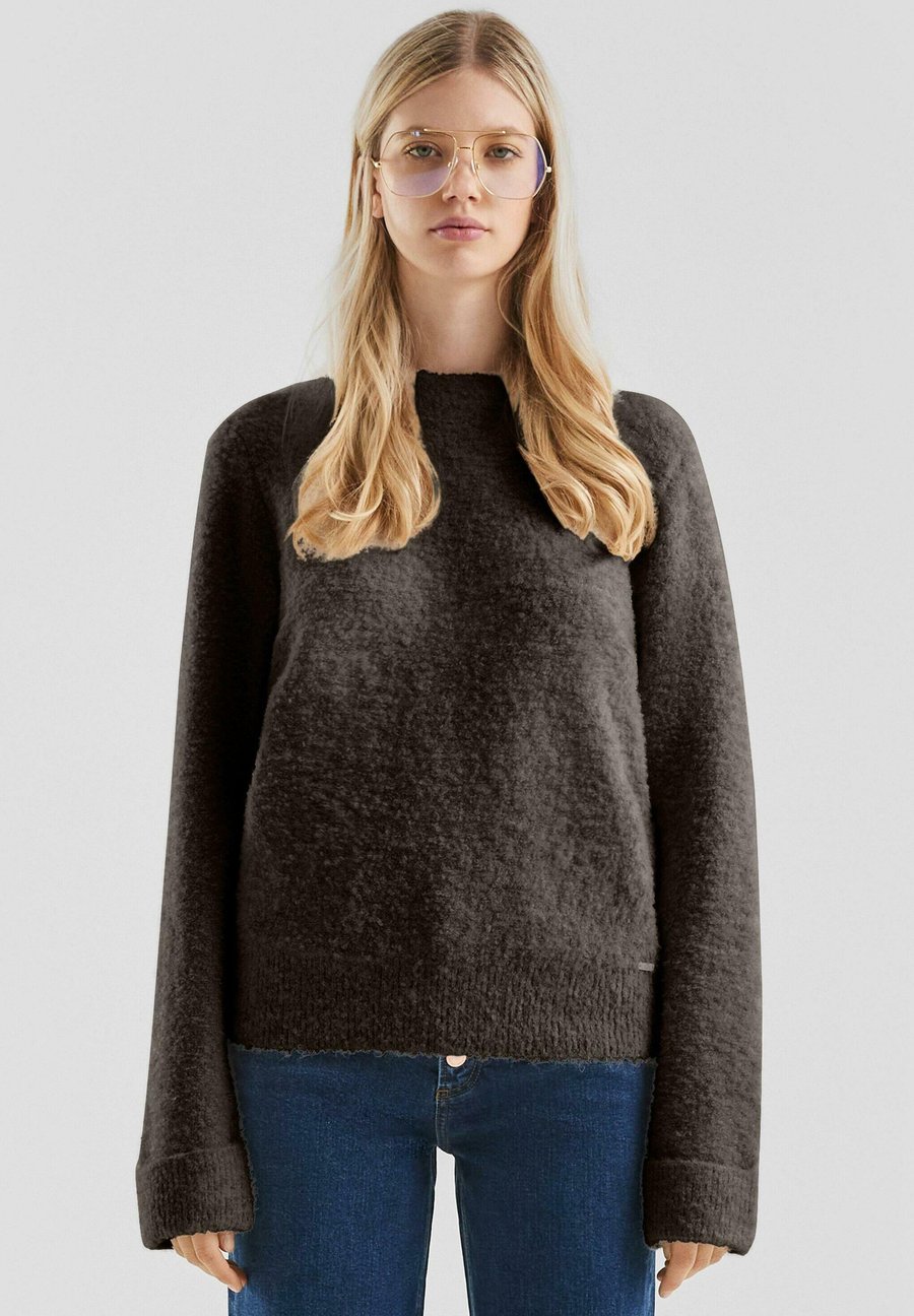 Джемпер QS PULLOVER, Creme/Off-White
Джемпер QS PULLOVER, Creme/Off-White