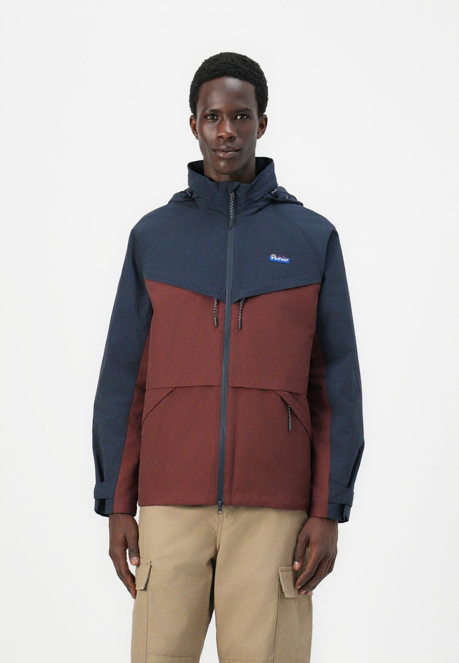 Куртка Penfield NORTHRIM RAIN JACKET, Rum Raisin/Off-White
Куртка Penfield NORTHRIM RAIN JACKET, Rum Raisin/Off-White