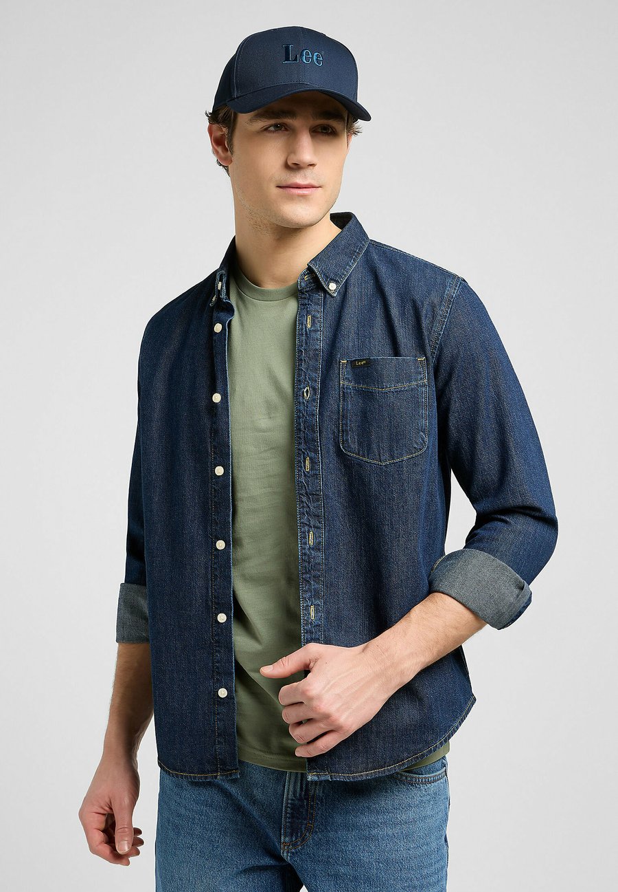 Бейсболка Lee Cap, Rivet Navy/Dark Blue
Бейсболка Lee Cap, Rivet Navy/Dark Blue