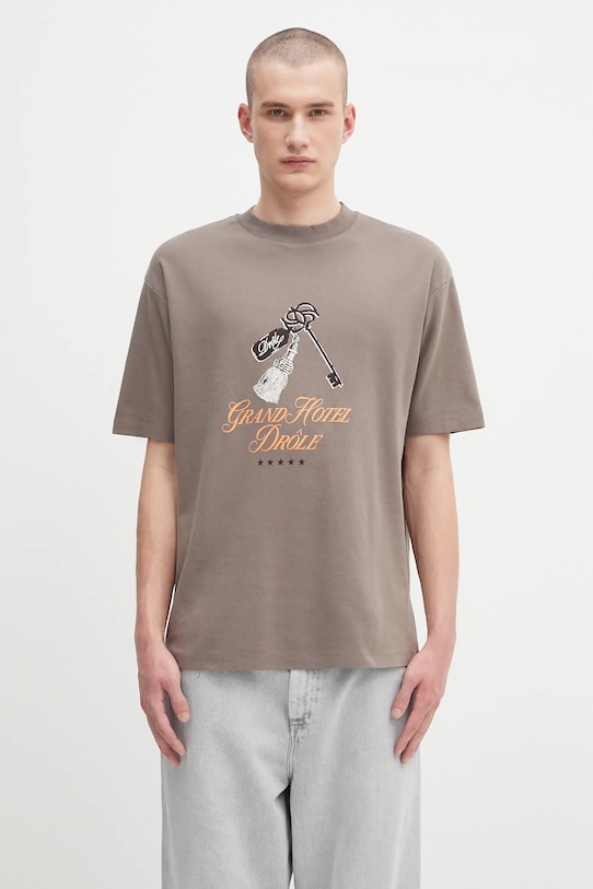 Хлопковая футболка Le Tshirt Grand HUtel Drôle De Monsieur, коричневый
Хлопковая футболка Le Tshirt Grand HUtel Drôle De Monsieur, коричневый