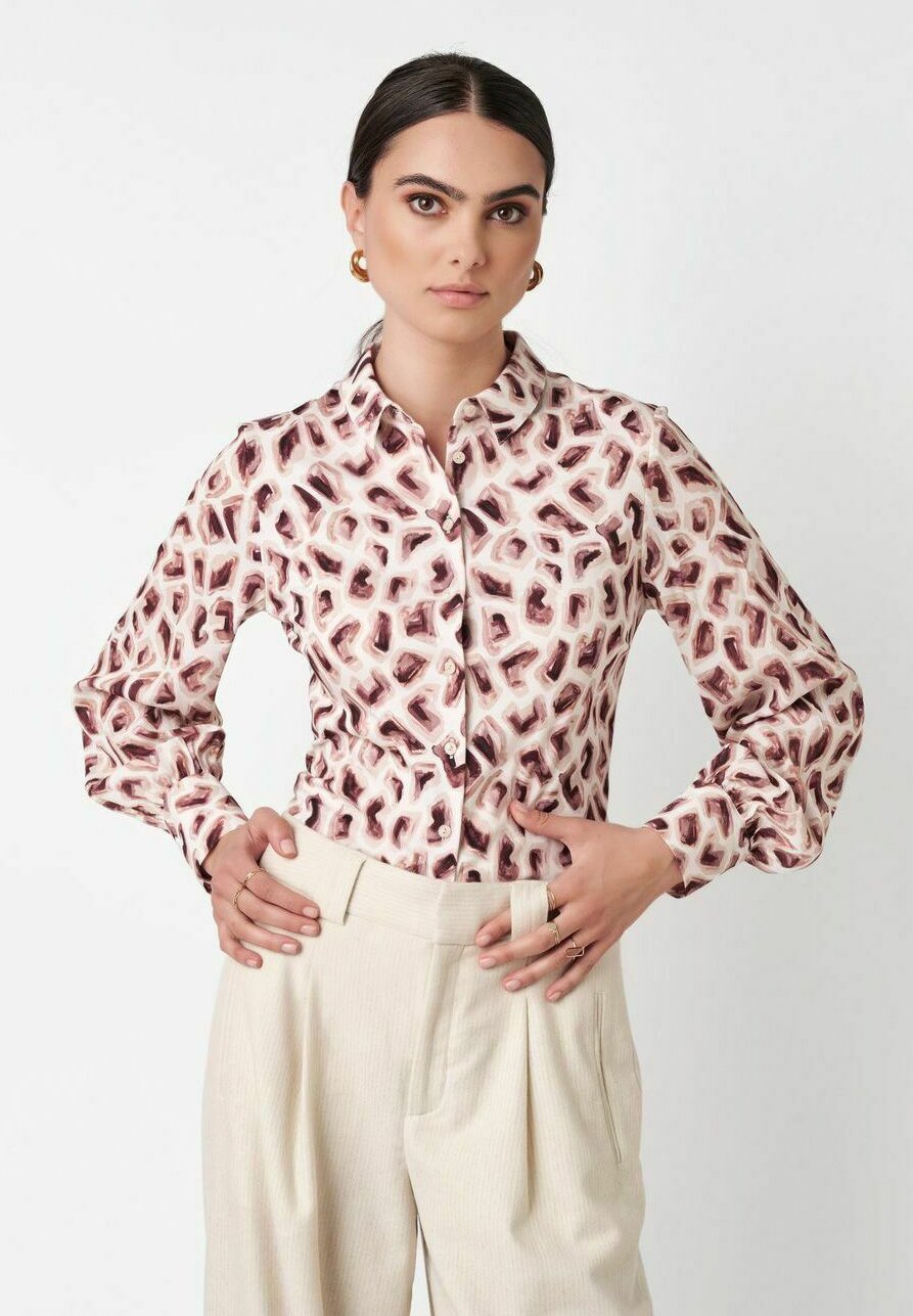 Блуза DESOTO PIA, Dunkelrot/Dark Red
Блуза DESOTO PIA, Dunkelrot/Dark Red