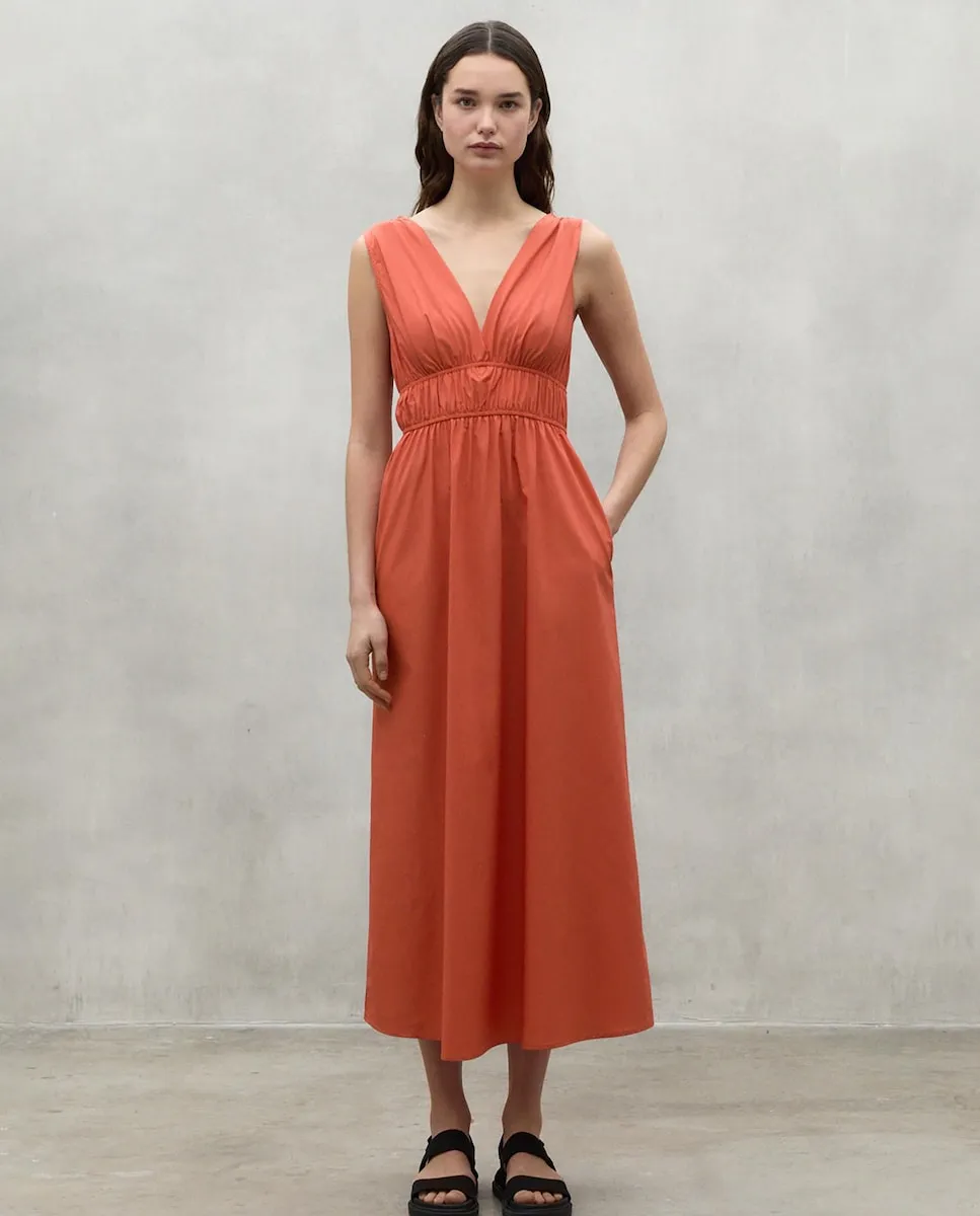 Миди-платье на бретелях с V-образным вырезом Ecoalf, оранжевый
Миди-платье на бретелях с V-образным вырезом Ecoalf, оранжевый