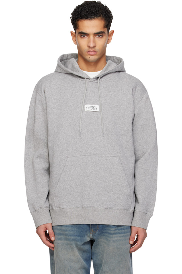 Mm6 Maison Margiela Толстовка с серым логотипом и нашивкой
Mm6 Maison Margiela Толстовка с серым логотипом и нашивкой