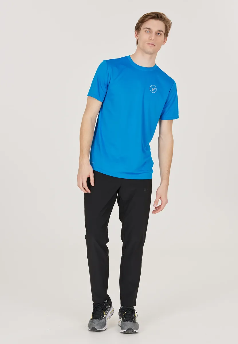 Функциональная рубашка Virtus "Кесо" с быстросохнущими и дышащими свойствами, синий
Функциональная рубашка Virtus "Кесо" с быстросохнущими и дышащими свойствами, синий