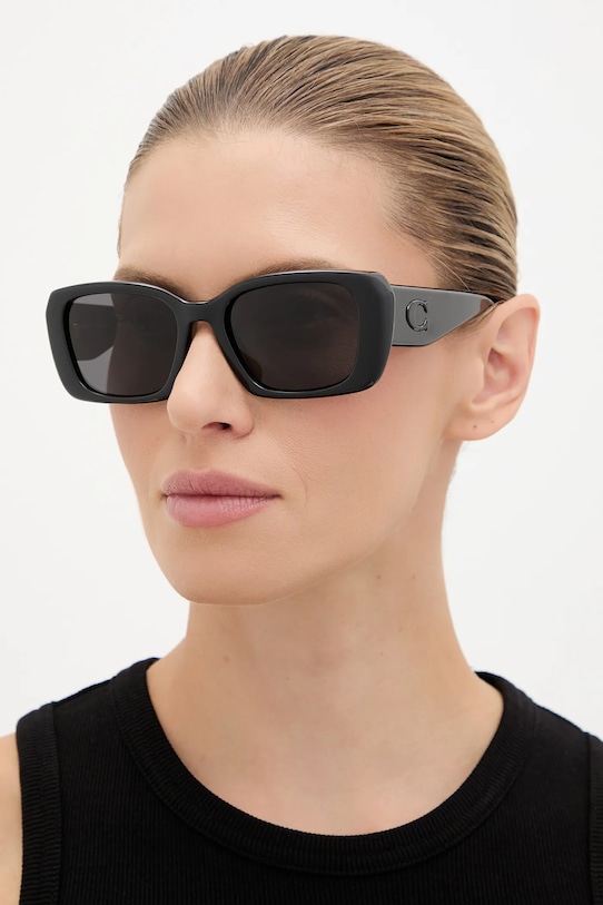 Солнцезащитные очки Coach, черный
Солнцезащитные очки Coach, черный