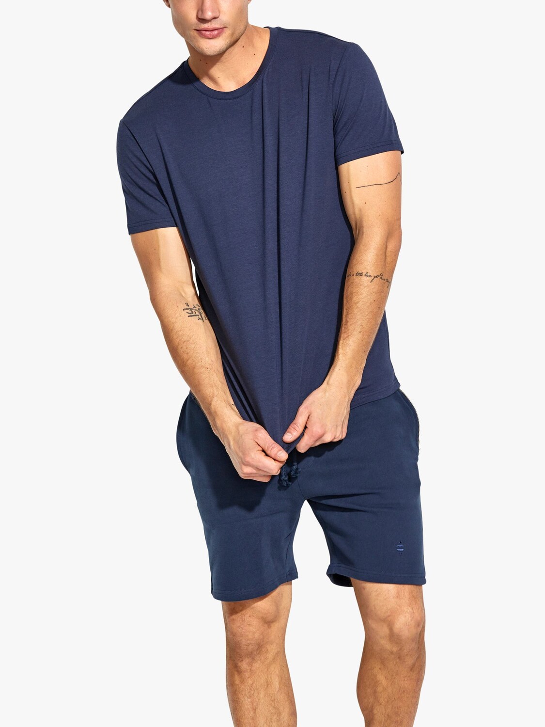 Футболка Eco Base из смеси бамбука и органического хлопка Panos Emporio, темно-синий
Футболка Eco Base из смеси бамбука и органического хлопка Panos Emporio, темно-синий