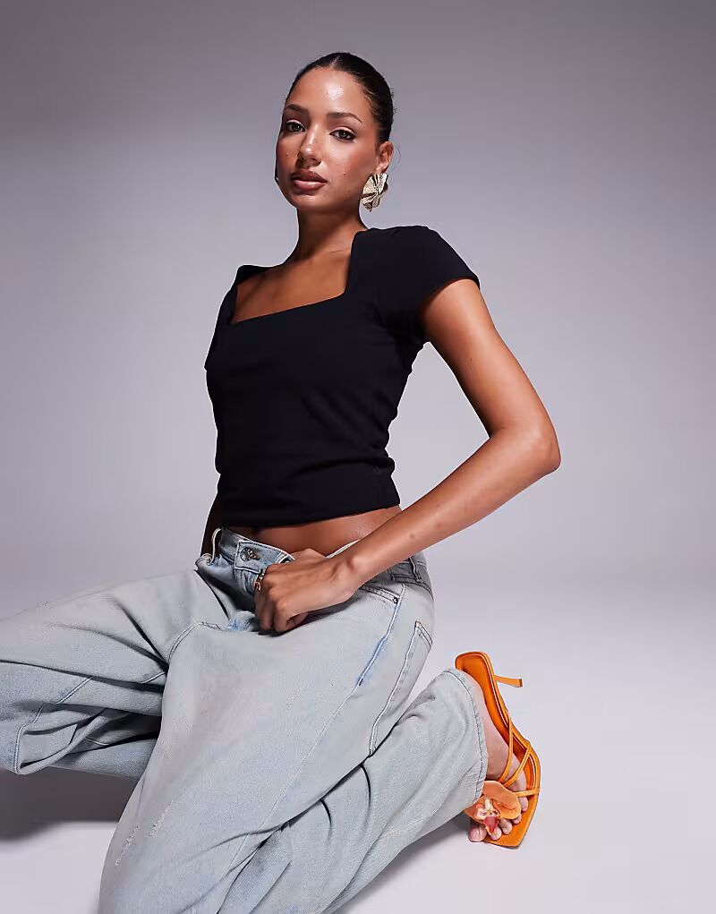 Двухслойный топ с квадратным вырезом и рукавами-крылышками ASOS DESIGN черного цвета
Двухслойный топ с квадратным вырезом и рукавами-крылышками ASOS DESIGN черного цвета