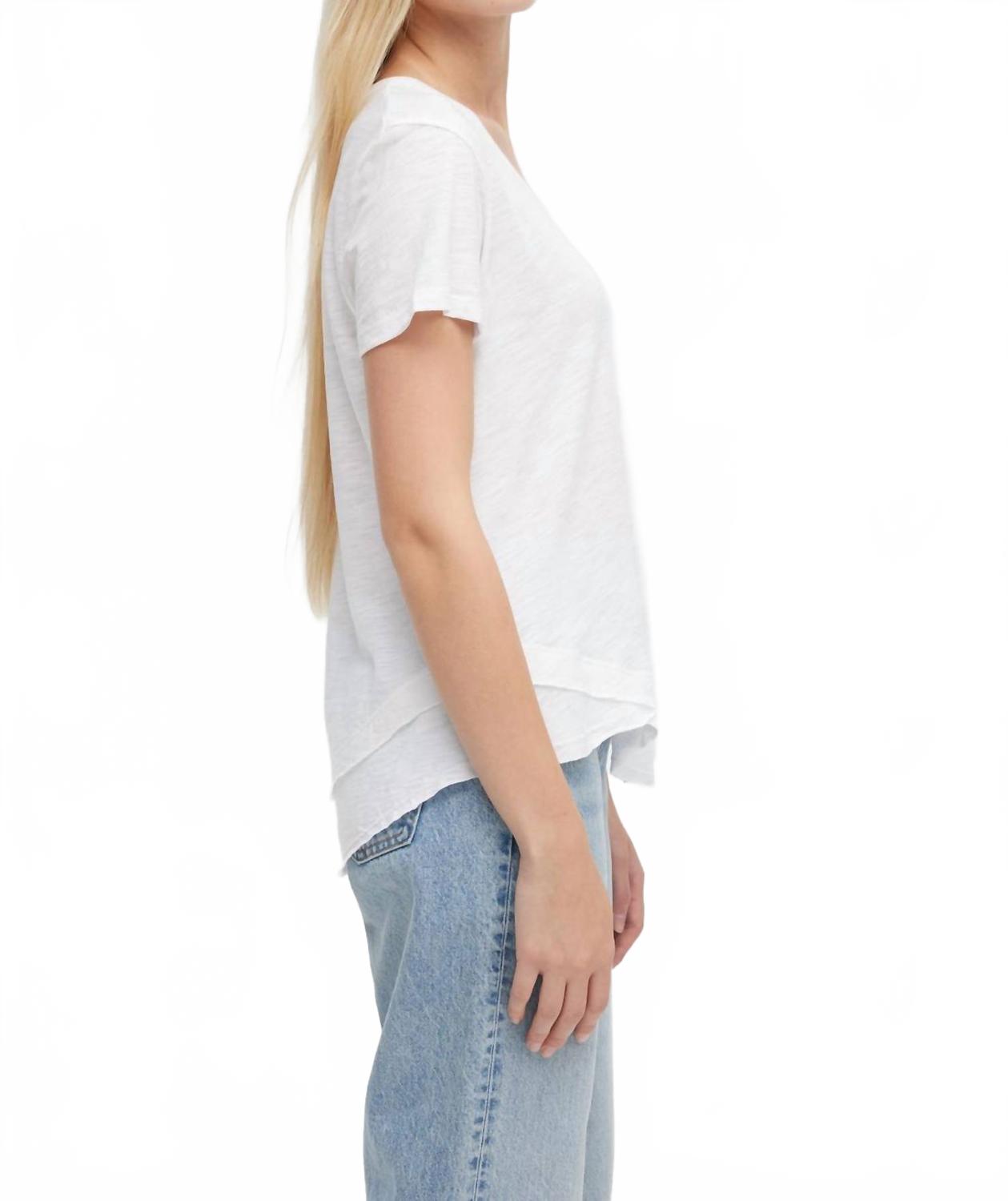 Футболка Ava с коротким рукавом белая CHRLDR
Футболка Ava с коротким рукавом белая CHRLDR