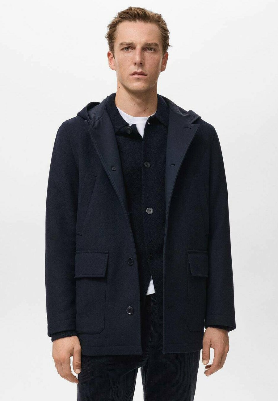 Пальто Mango Short coat, Dark Navy/Royal Blue
Пальто Mango Short coat, Dark Navy/Royal Blue