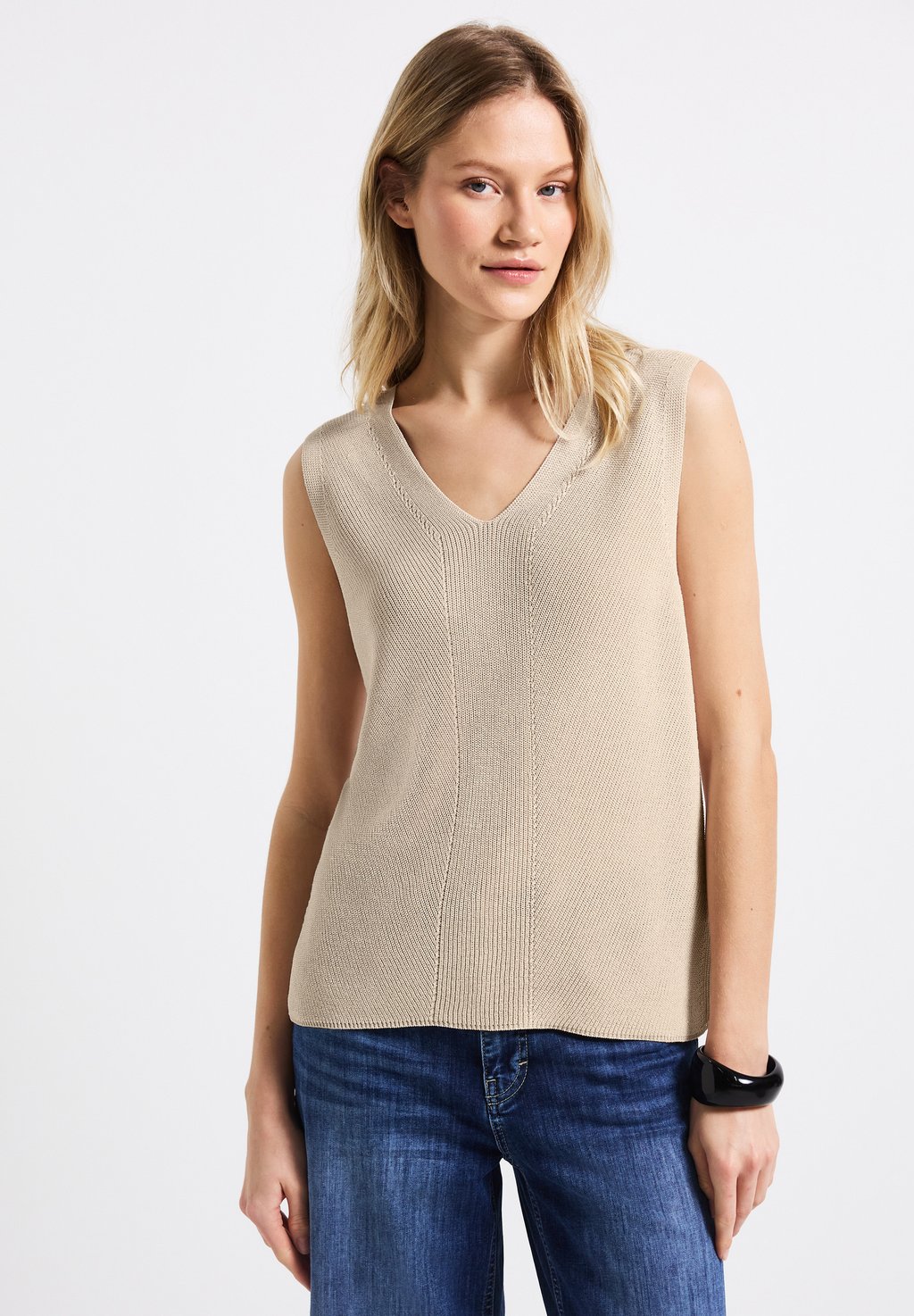 Топ Street One, песочный
Топ Street One, песочный