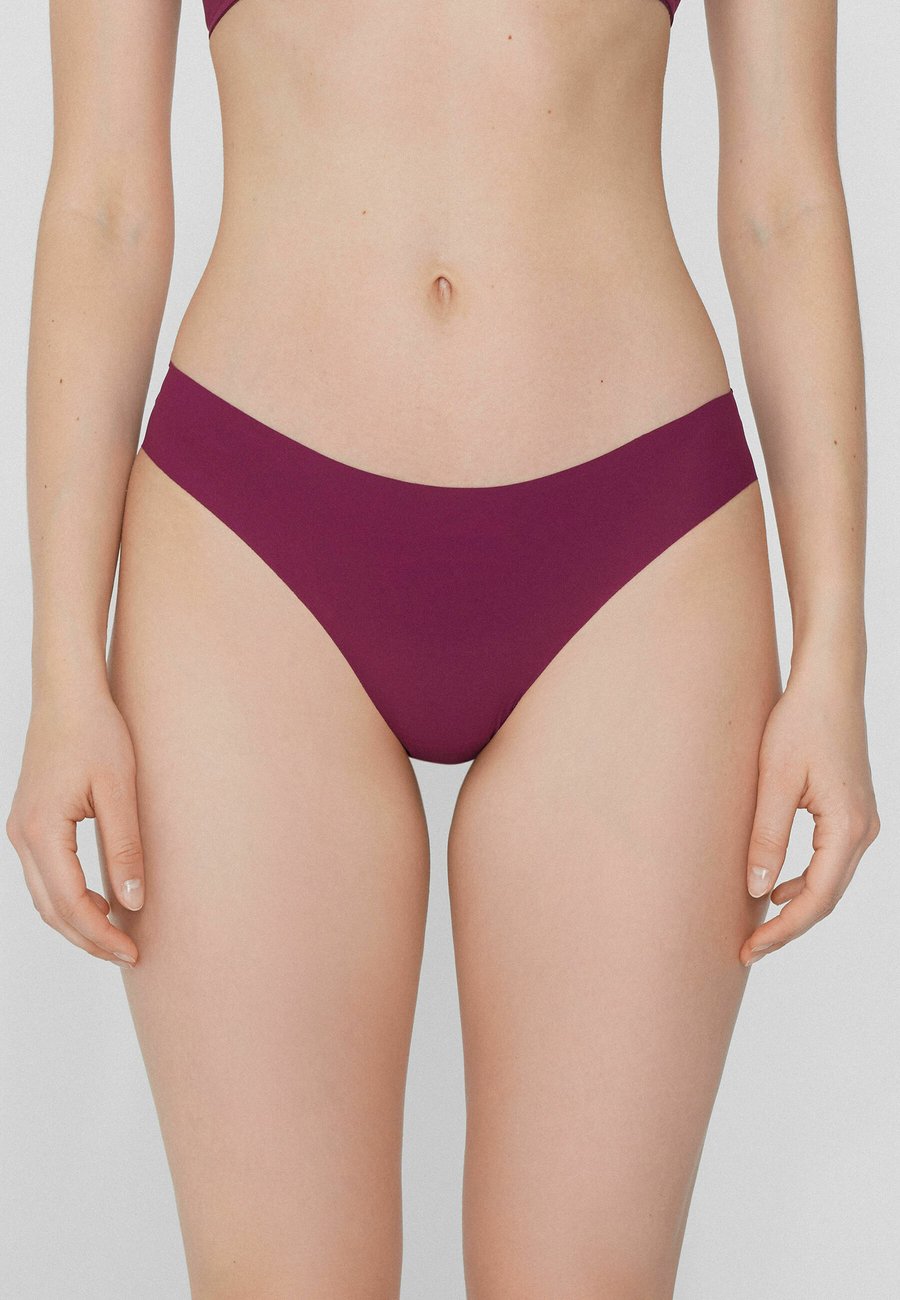 Брифы Tezenis MIT OFFENKANTIGER VERARBEITUNG , Red/Bordeaux
Брифы Tezenis MIT OFFENKANTIGER VERARBEITUNG , Red/Bordeaux