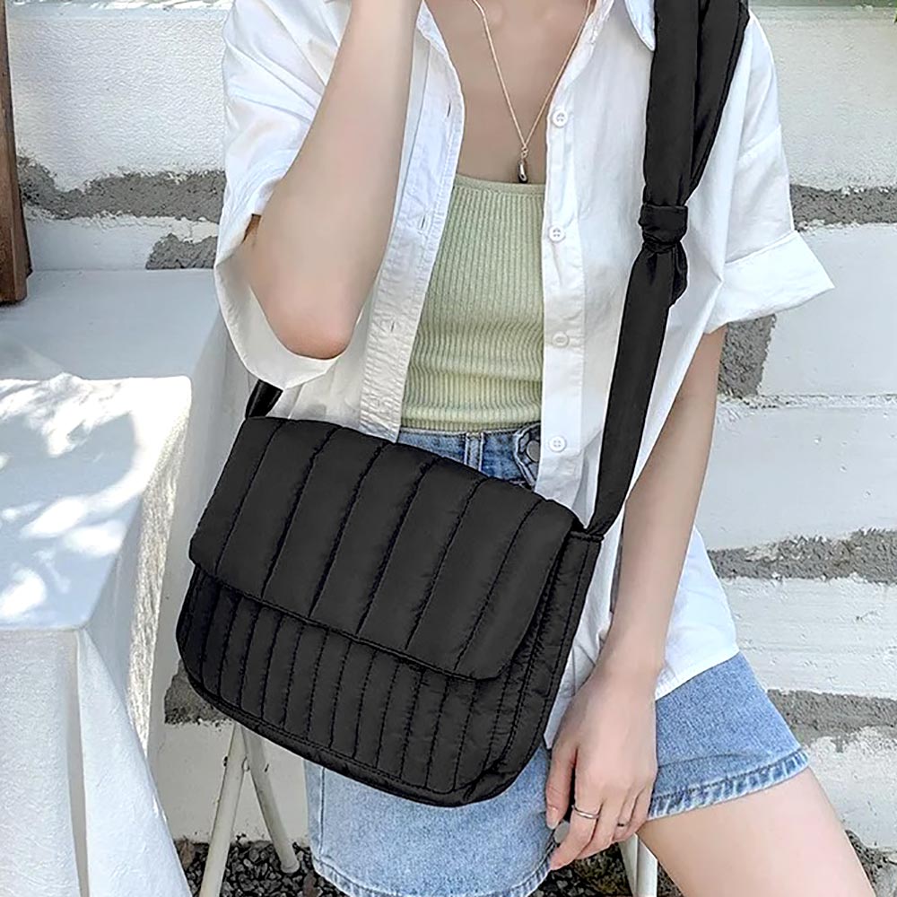 Стеганая утепленная сумка через плечо FASHNZFAB, черный
Стеганая утепленная сумка через плечо FASHNZFAB, черный