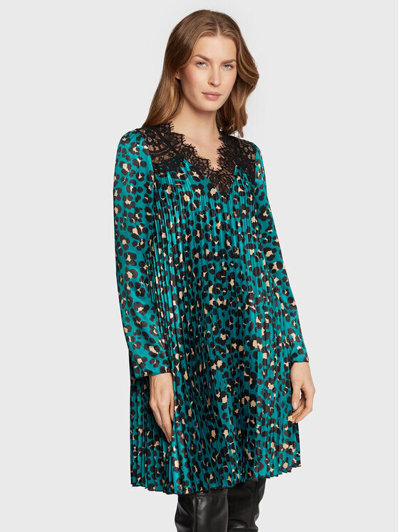 Платье на каждый день, стандартного кроя Nissa, зеленый
Платье на каждый день, стандартного кроя Nissa, зеленый