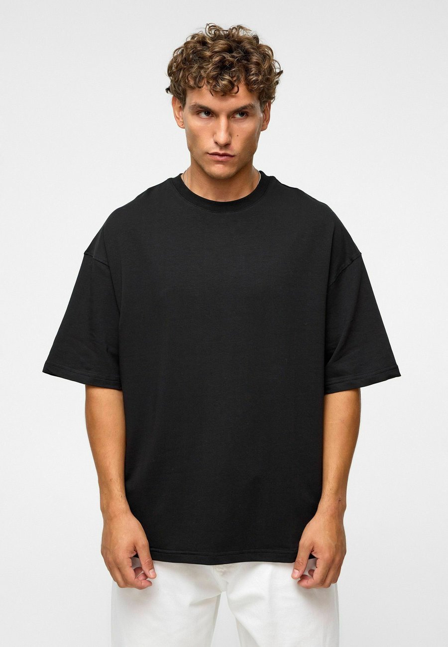 Футболка zibi London OVERSIZED, Black, Черный, Футболка zibi London OVERSIZED, Black
Футболка zibi London OVERSIZED, Black, Черный, Футболка zibi London OVERSIZED, Black