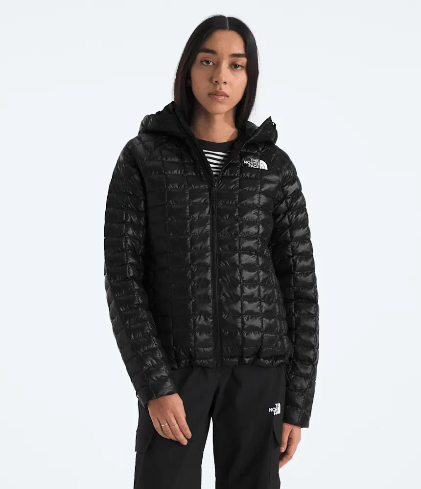 Женская куртка с капюшоном THERMOBALL The North Face, TNF Black
Женская куртка с капюшоном THERMOBALL The North Face, TNF Black