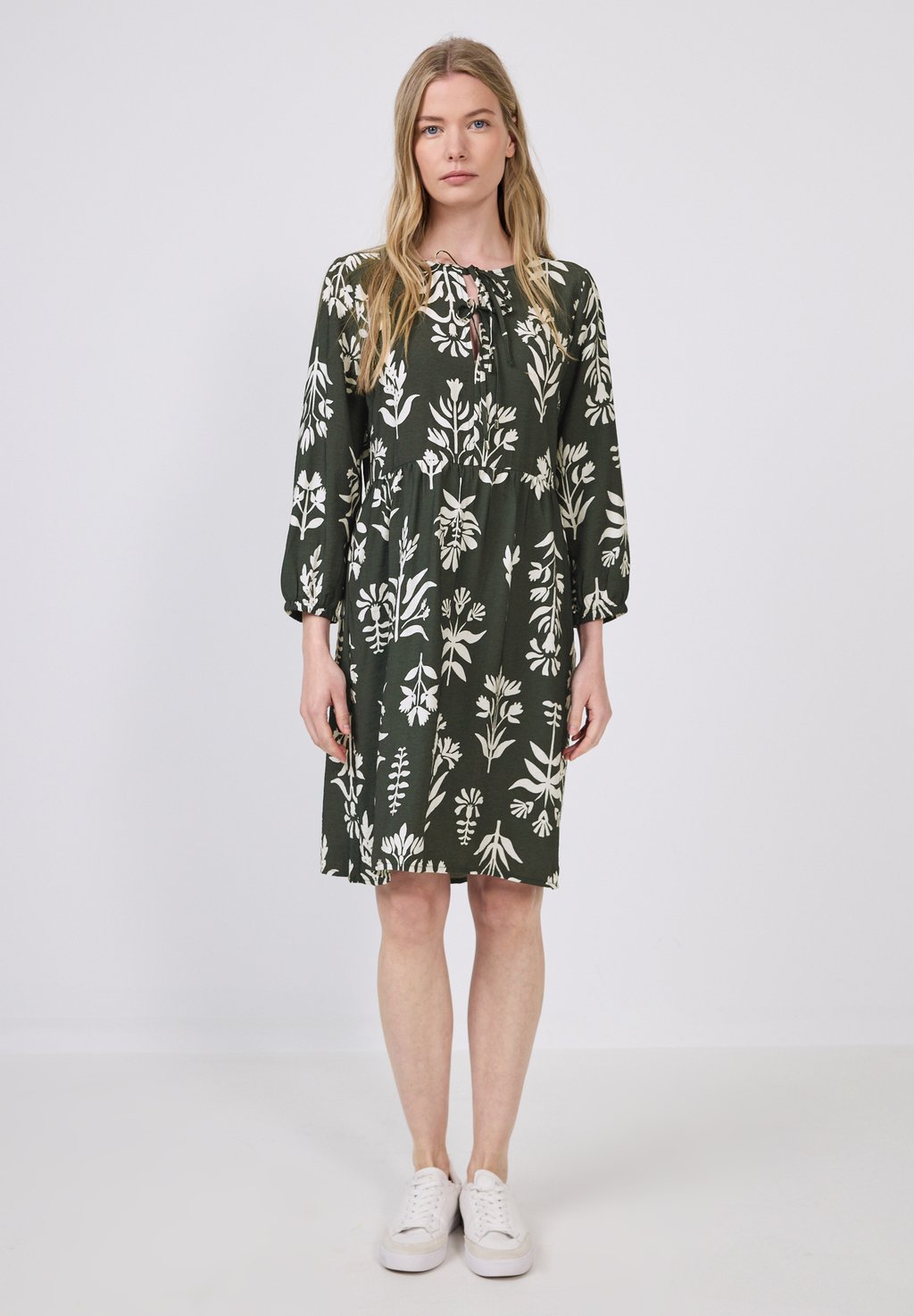 Повседневное платье Street One Studio, цвет Grün
Повседневное платье Street One Studio, цвет Grün