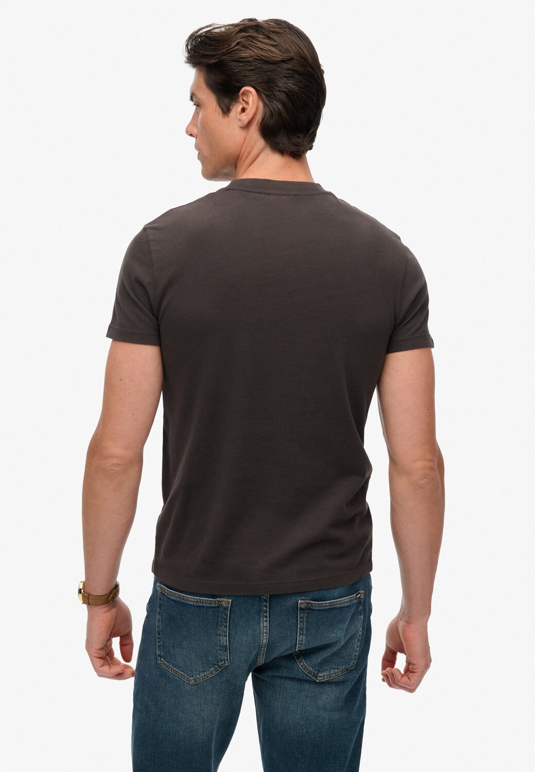 Superdry & Co Футболка 'ESSENTIAL' в темно-коричневом цвете
Superdry & Co Футболка 'ESSENTIAL' в темно-коричневом цвете