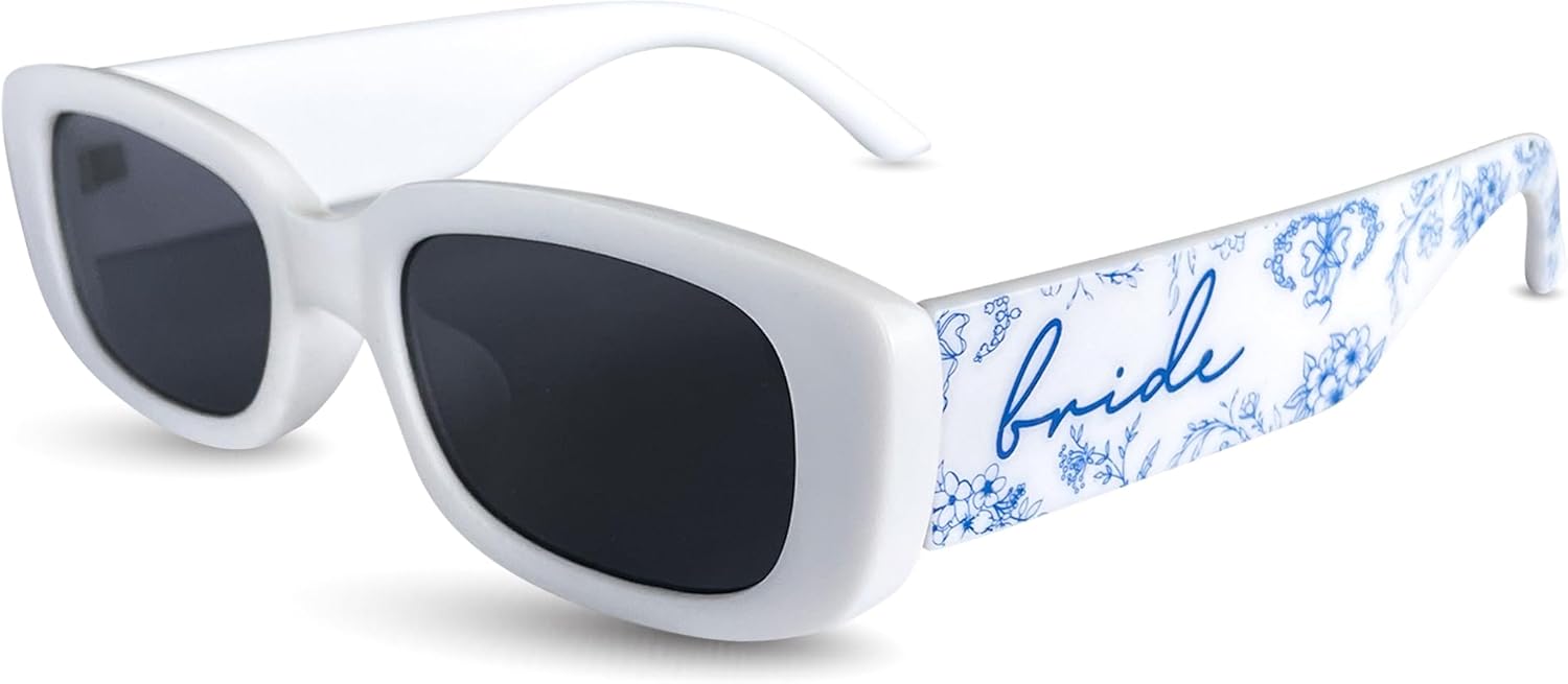 Солнцезащитные очки LADY&HOME для невесты, подарок "Что-то голубое", украшение для девичника, сувенир для подружки невесты, аксессуар для свадебного торжества, подарок для будущей невесты (белые) LADY&HOME, White
Солнцезащитные очки LADY&HOME для невесты, подарок "Что-то голубое", украшение для девичника, сувенир для подружки невесты, аксессуар для свадебного торжества, подарок для будущей невесты (белые) LADY&HOME, White