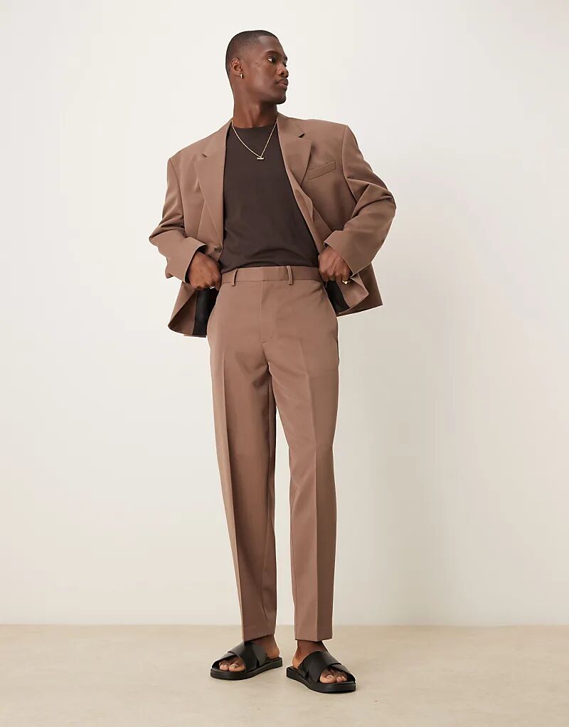 Зауженные брюки свободного кроя ASOS DESIGN коричневого цвета
Зауженные брюки свободного кроя ASOS DESIGN коричневого цвета