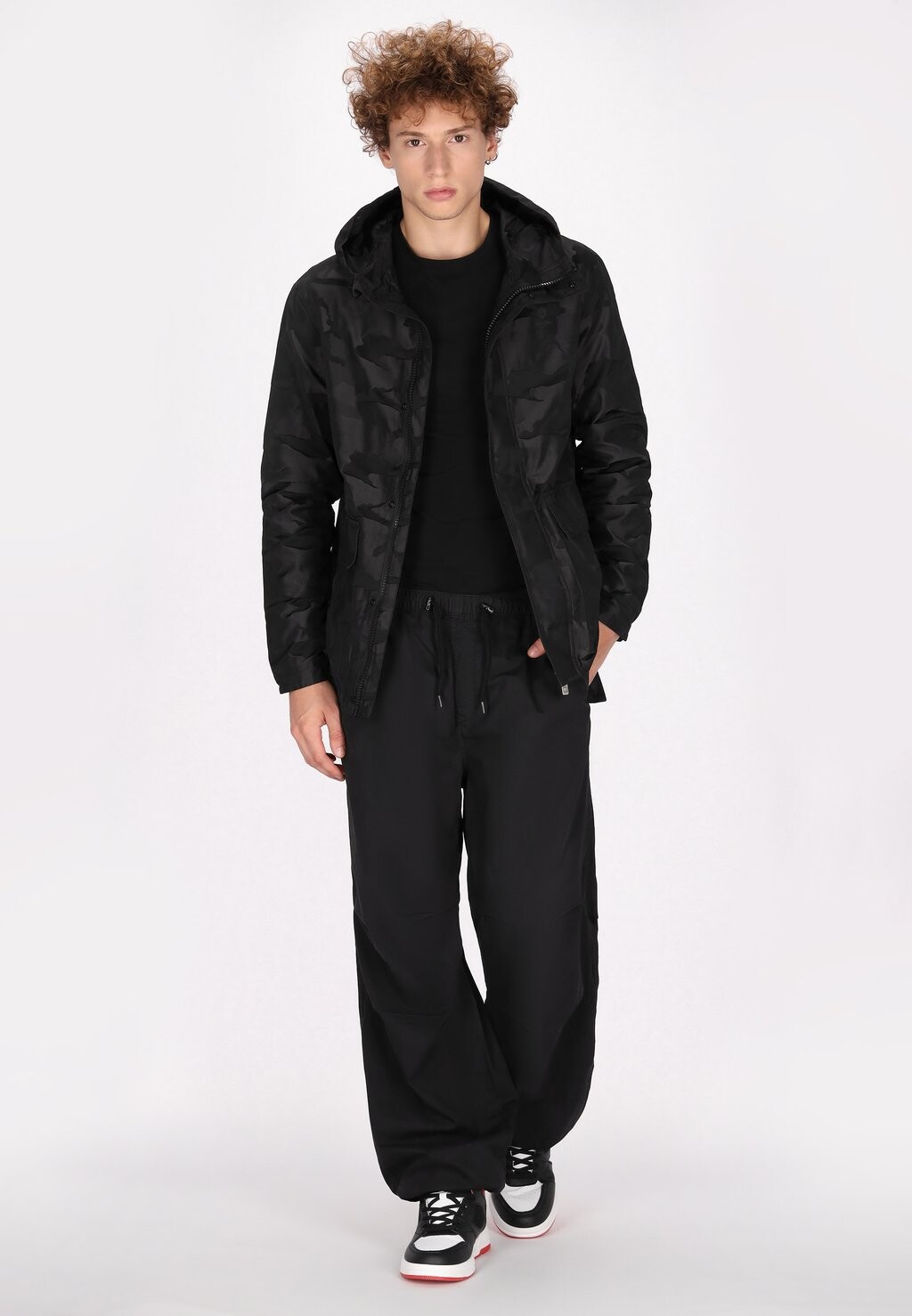 Легкая куртка ANORAK TUFFSKULL, серый 
Легкая куртка ANORAK TUFFSKULL, серый