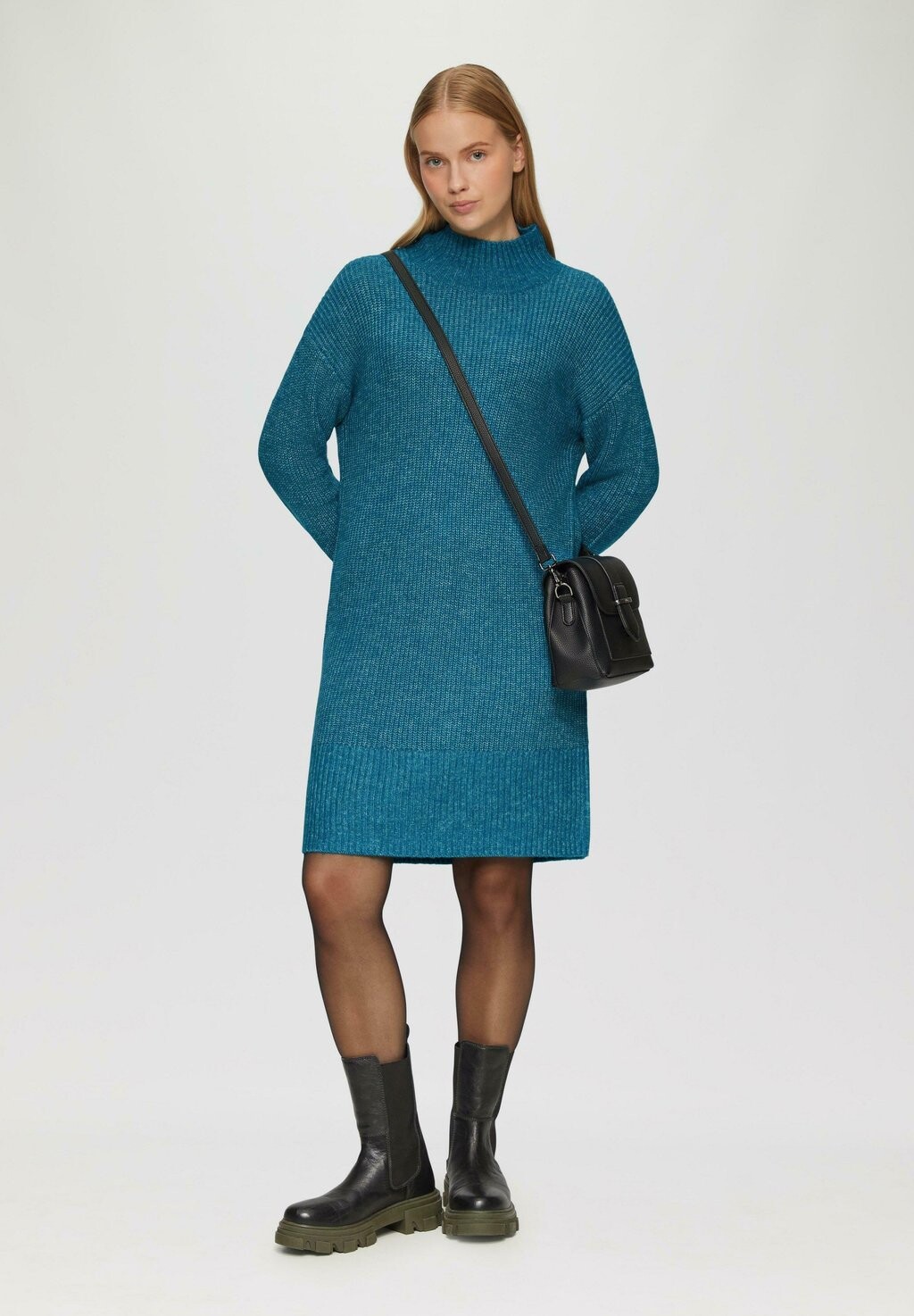 Платье-джемпер MIT ROLLKRAGEN UND ÜBERSCHNITTENEN SCHULTERN s.Oliver, бирюзовый
Платье-джемпер MIT ROLLKRAGEN UND ÜBERSCHNITTENEN SCHULTERN s.Oliver, бирюзовый