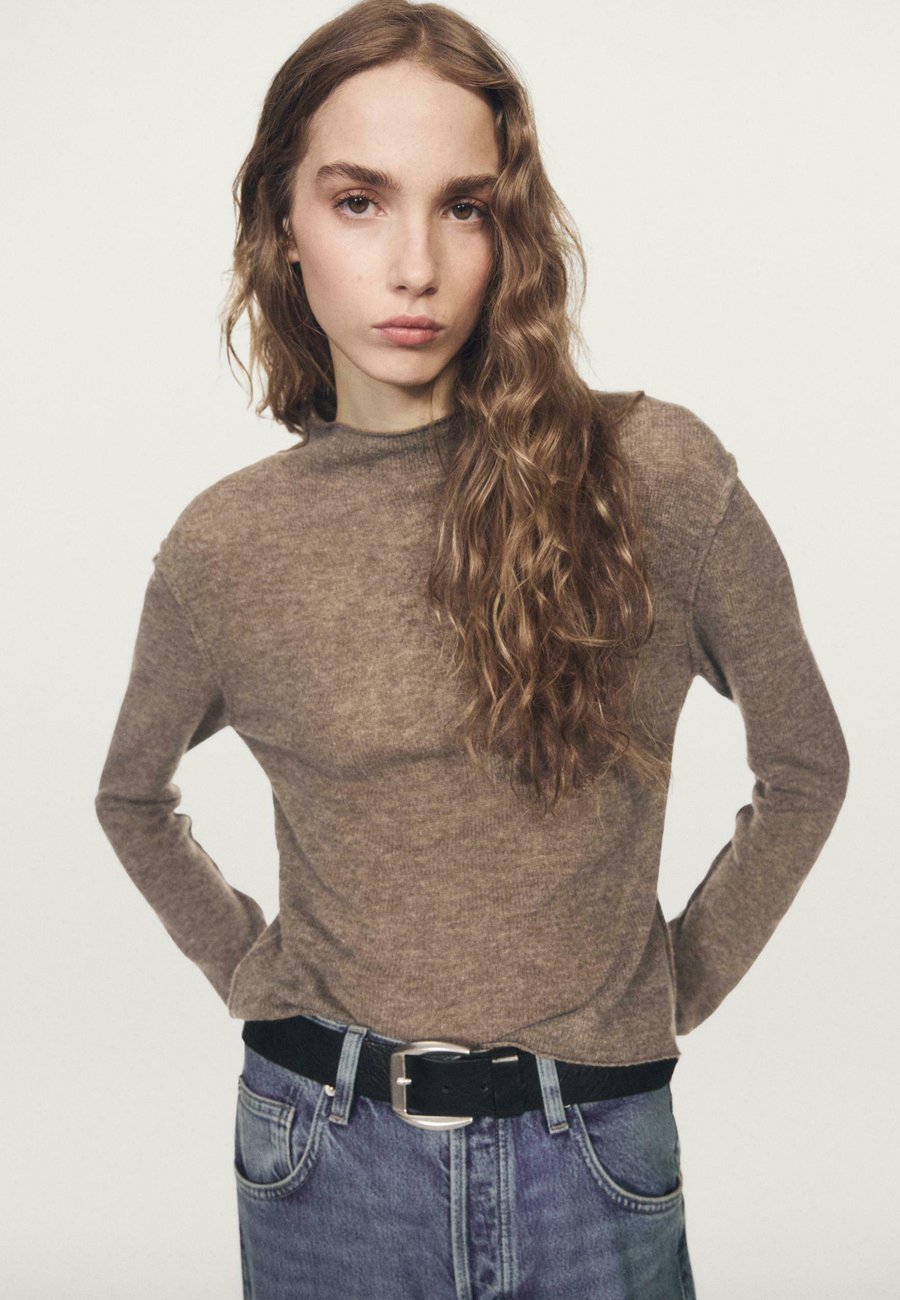 Джемпер Massimo Dutti SWEATER WITH MOCK TURTLENECK, Brown
Джемпер Massimo Dutti SWEATER WITH MOCK TURTLENECK, Brown