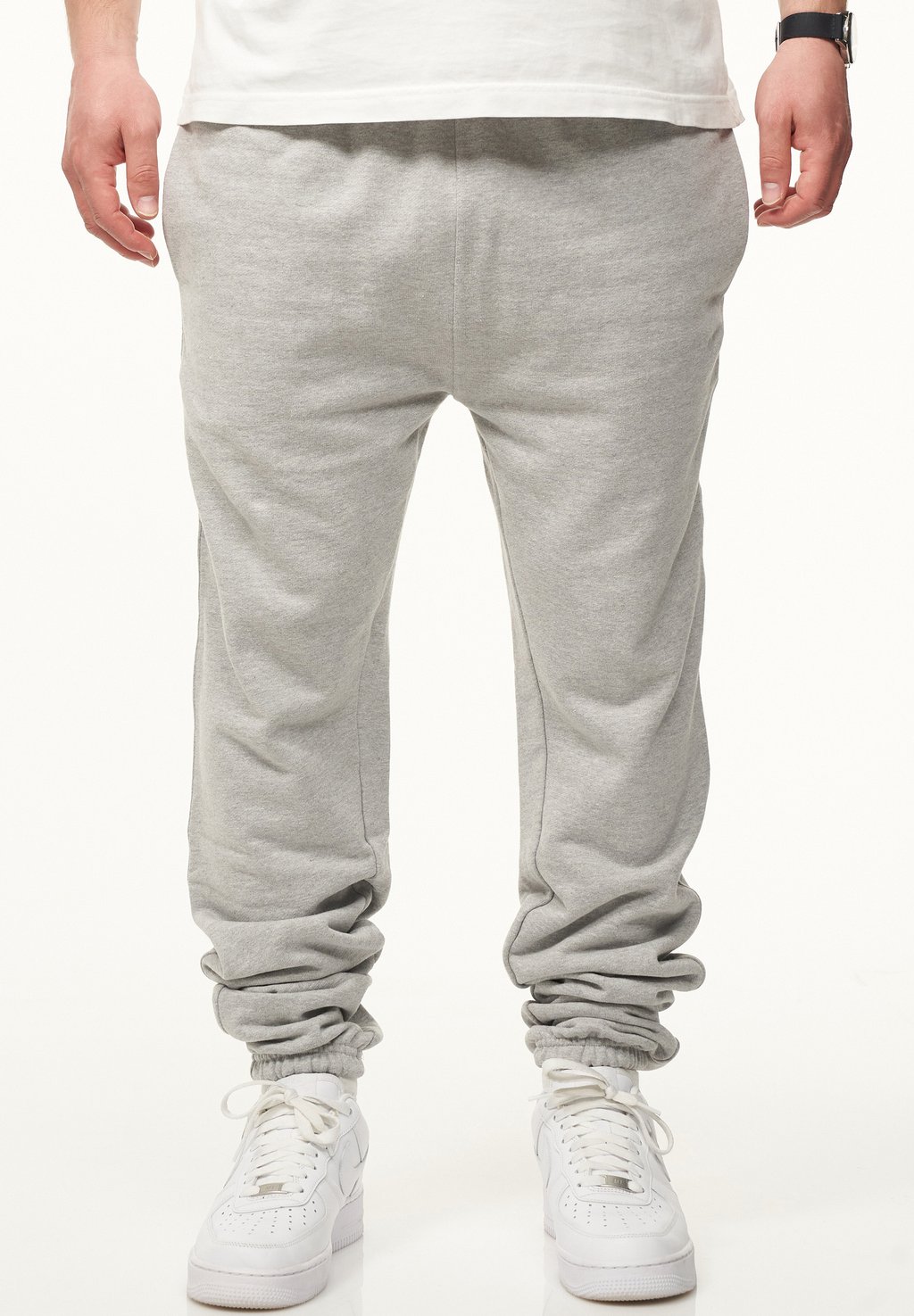 Спортивные штаны JOGGING One Redox, светло-серый
Спортивные штаны JOGGING One Redox, светло-серый