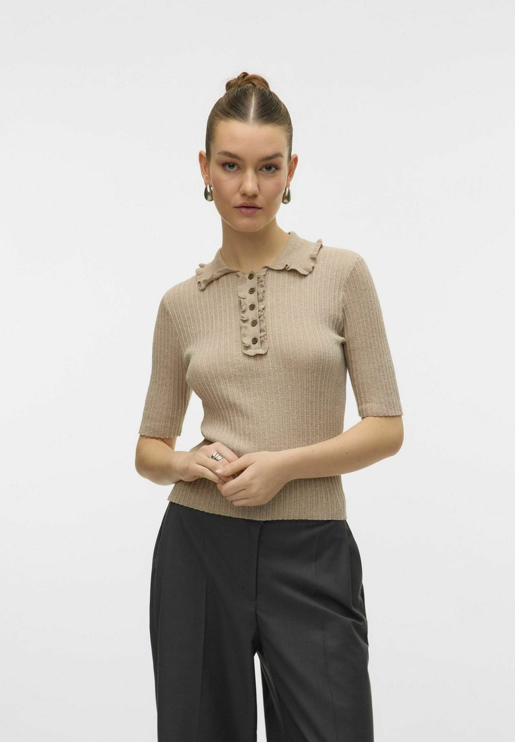 Рубашка поло Vero Moda, бежевый
Рубашка поло Vero Moda, бежевый