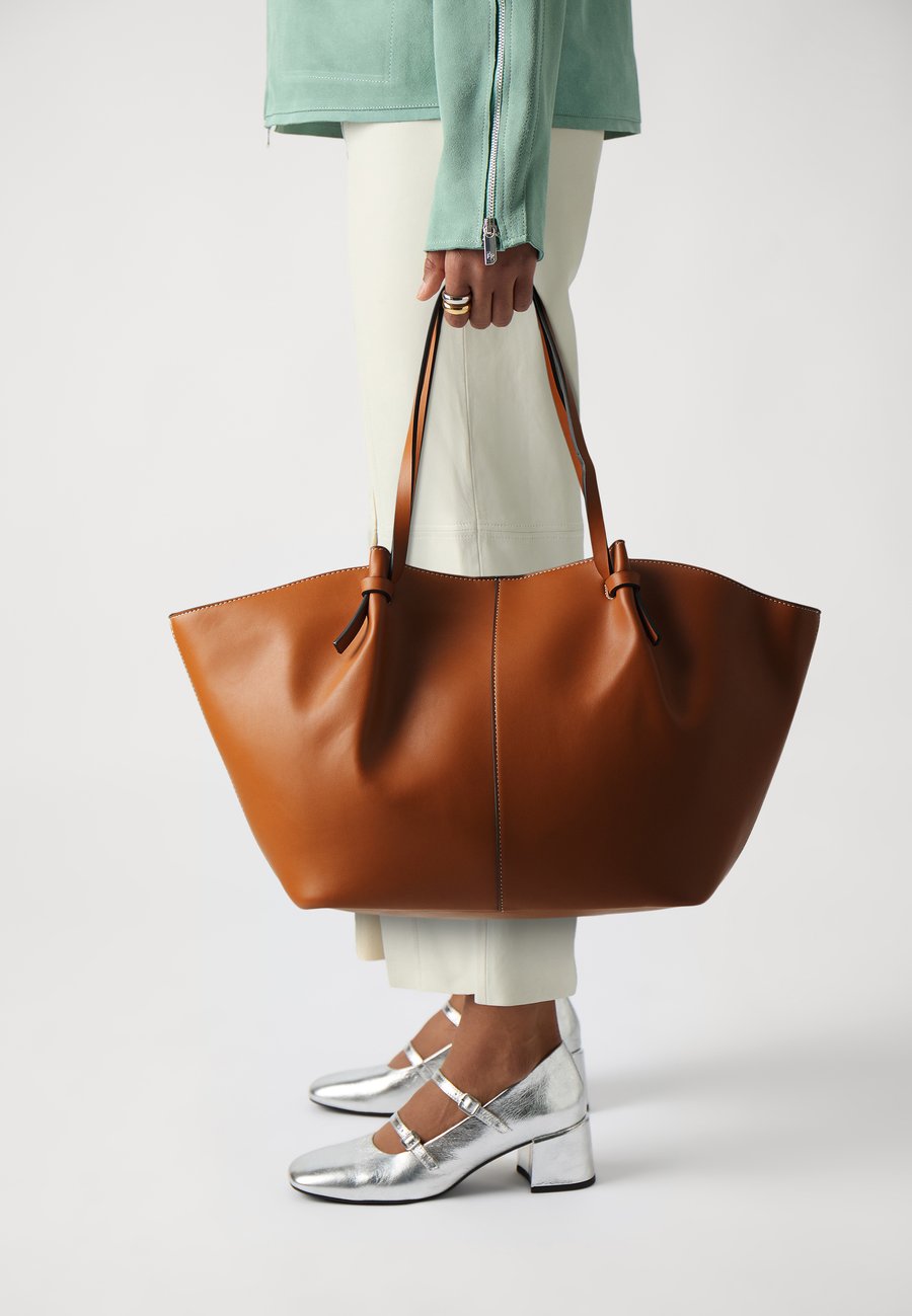 Сумка-шоппер Vero Moda VMDITTA , Cognac /Cognac
Сумка-шоппер Vero Moda VMDITTA , Cognac /Cognac