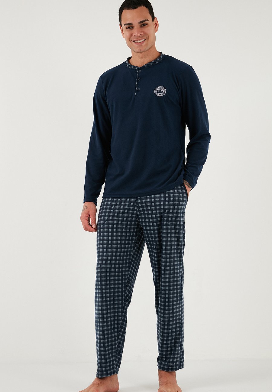 Пижамный комплект Buratti SET REGULAR FIT, Blue
Пижамный комплект Buratti SET REGULAR FIT, Blue