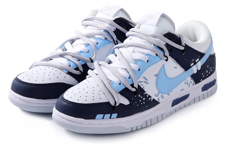 Мужские кроссовки для скейтбординга Nike Dunk, Light Blue
Мужские кроссовки для скейтбординга Nike Dunk, Light Blue