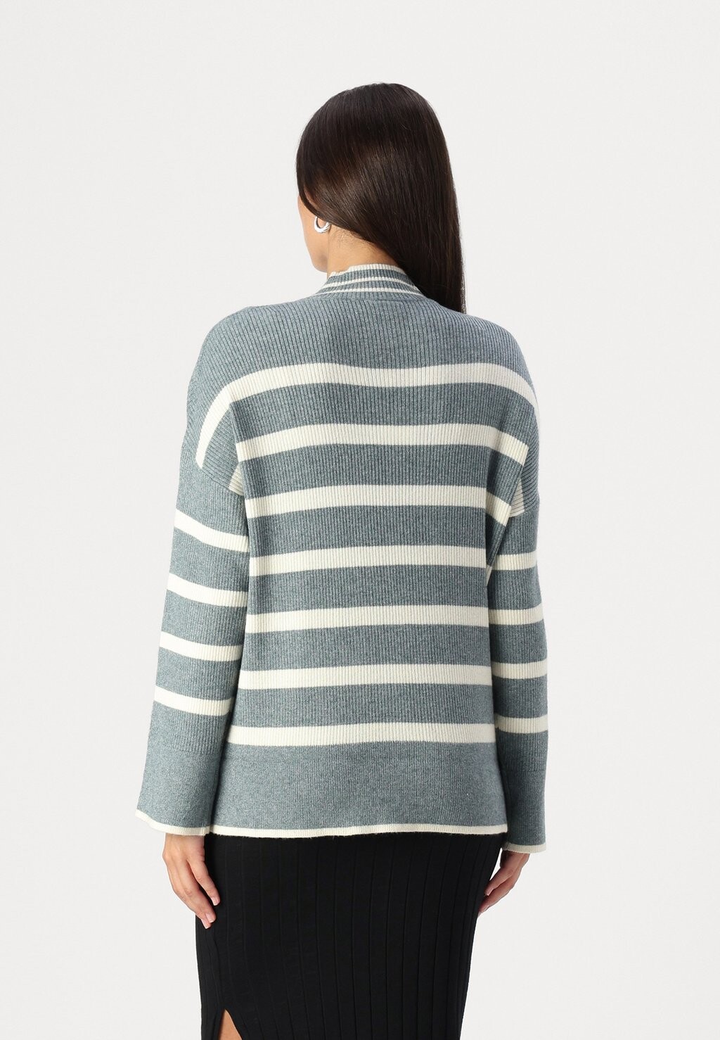 Джемпер OLMIBI ONLY MATERNITY, темно-зеленый
Джемпер OLMIBI ONLY MATERNITY, темно-зеленый