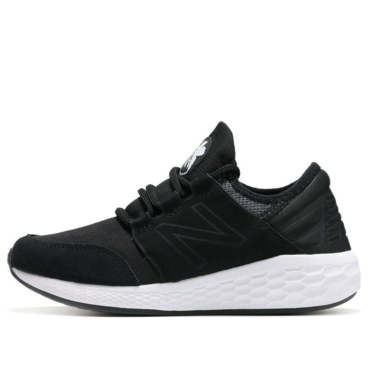 Беговые кроссовки New Balance EVA x CRUZ D 'Black', черный
Беговые кроссовки New Balance EVA x CRUZ D 'Black', черный
