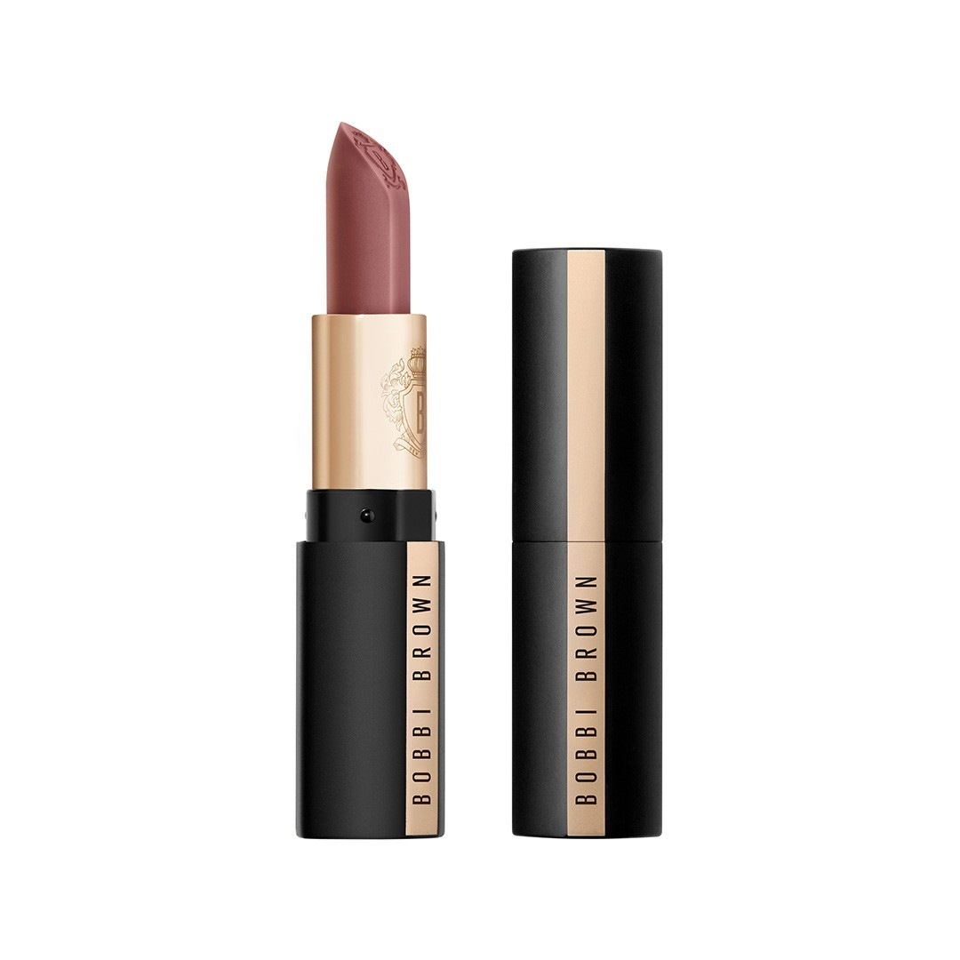 Помада для губ luxe cashmere matt Bobbi Brown, vintage blush, вес 3.5 гр.
Помада для губ luxe cashmere matt Bobbi Brown, vintage blush, вес 3.5 гр.