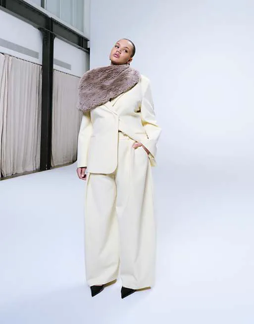 Желтые свободные брюки прямого кроя ASOS DESIGN Curve
Желтые свободные брюки прямого кроя ASOS DESIGN Curve