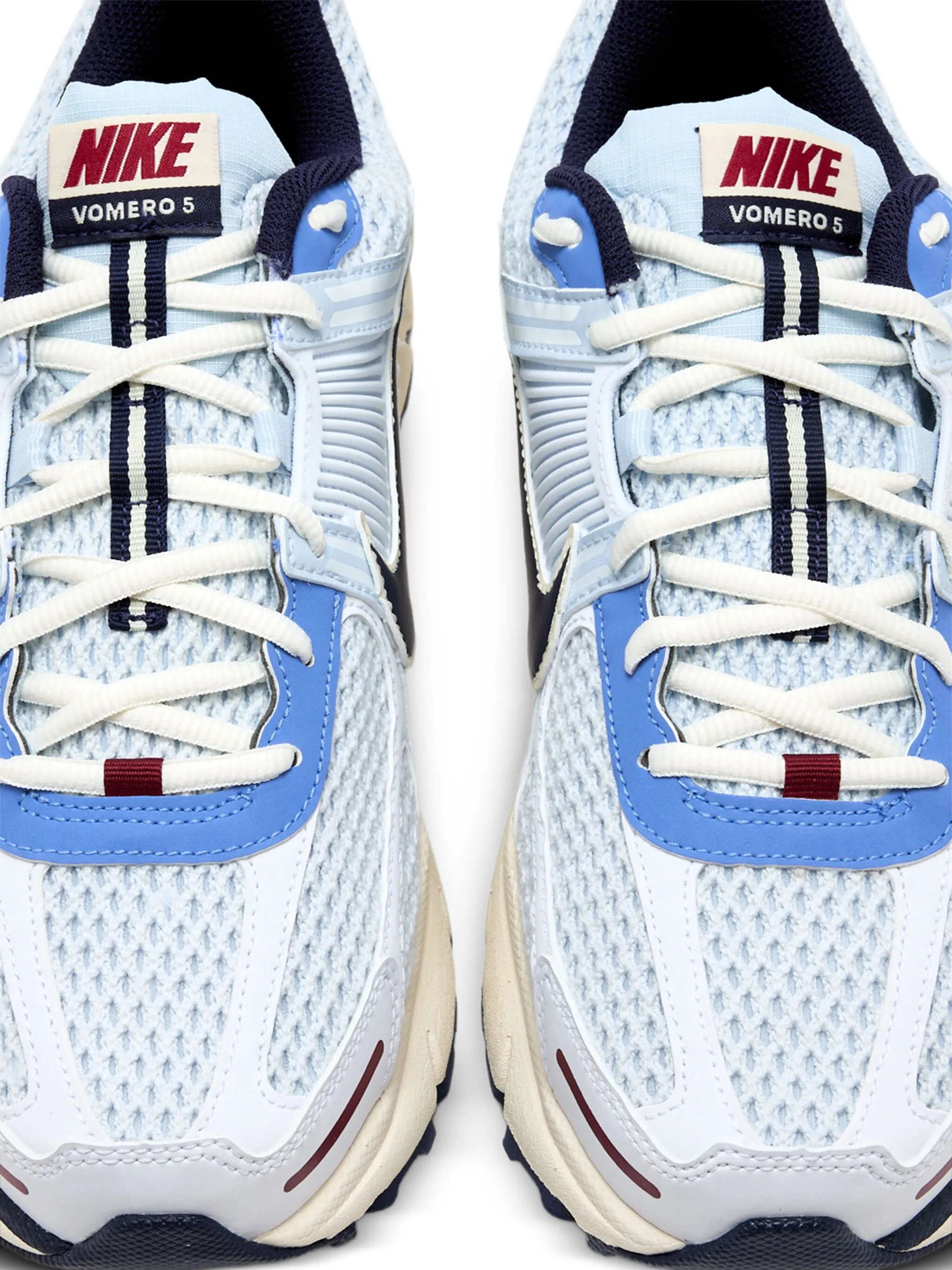 Кроссовки Zoom Vomero 5 Nike, синий
Кроссовки Zoom Vomero 5 Nike, синий