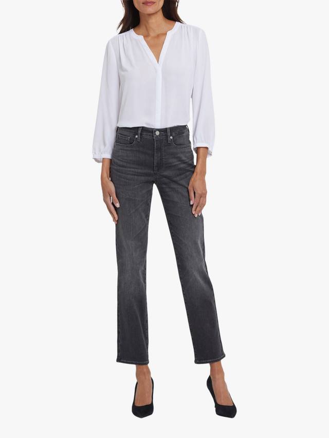 Штаны джинсовые Sheri Cotton Blend High Rise Regular NYDJ
Штаны джинсовые Sheri Cotton Blend High Rise Regular NYDJ