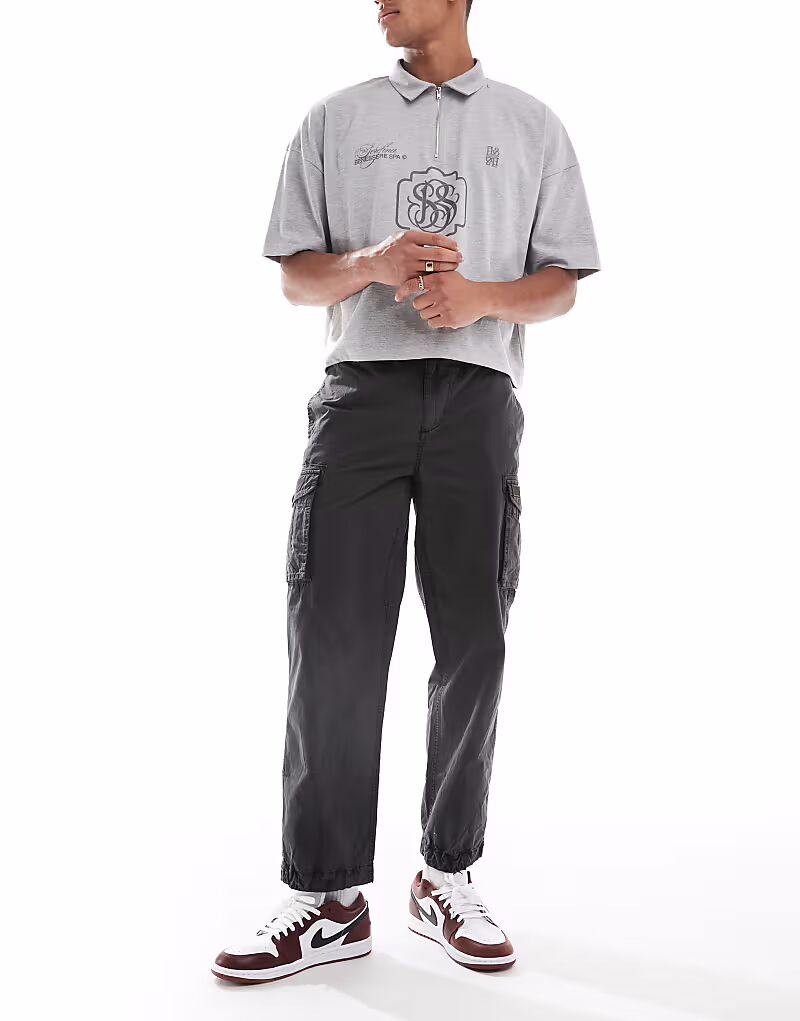 Легкие брюки-карго Superdry Parachute в черном цвете
Легкие брюки-карго Superdry Parachute в черном цвете