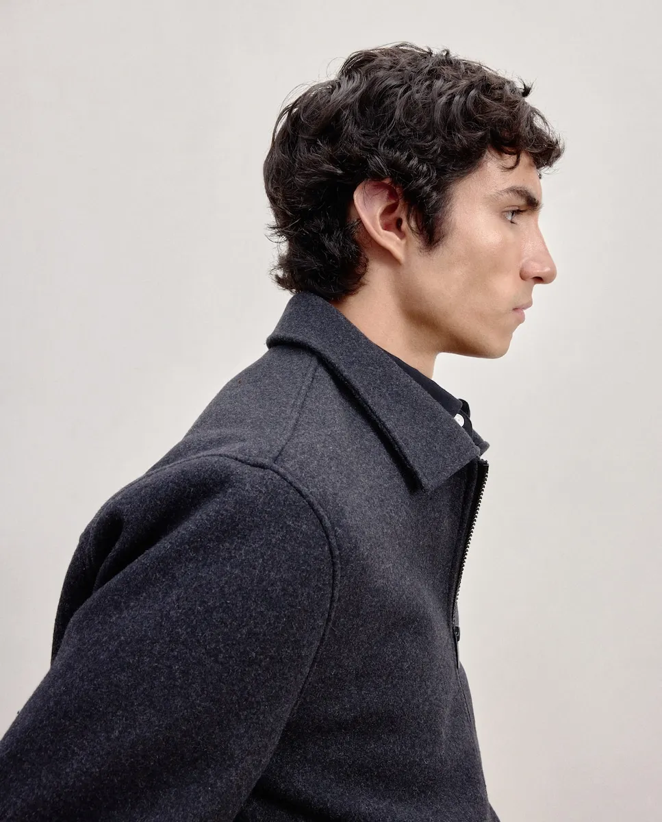 Мужское длинное пальто из ткани Dustin, темно-серый
Мужское длинное пальто из ткани Dustin, темно-серый