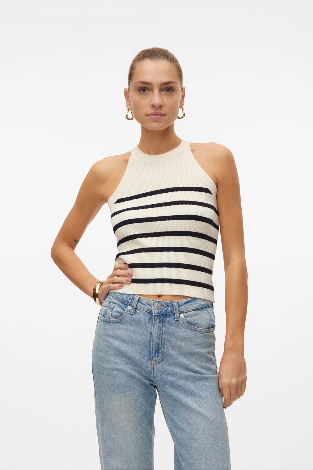 Трикотажный топ без рукавов с воротником-хомутом и полосатым узором Vero Moda, бежевый
Трикотажный топ без рукавов с воротником-хомутом и полосатым узором Vero Moda, бежевый