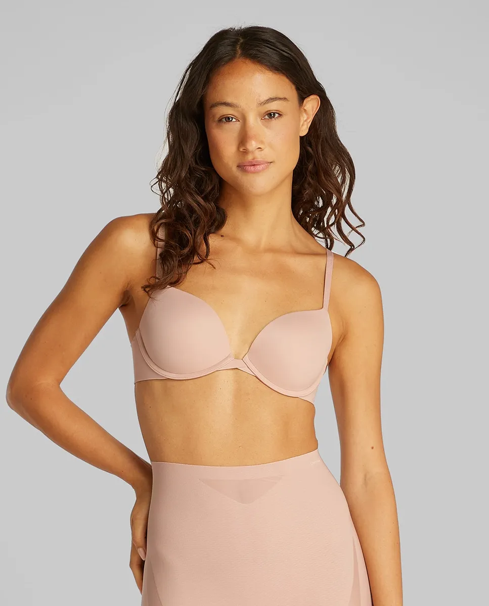 Бюстгальтер Push-Up Plunge с идеальной посадкой Calvin Klein, бежевый 
Бюстгальтер Push-Up Plunge с идеальной посадкой Calvin Klein, бежевый