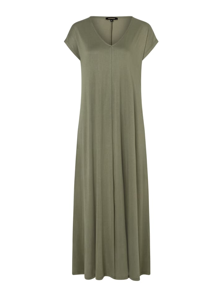 Длинное платье More & More
Длинное платье More & More