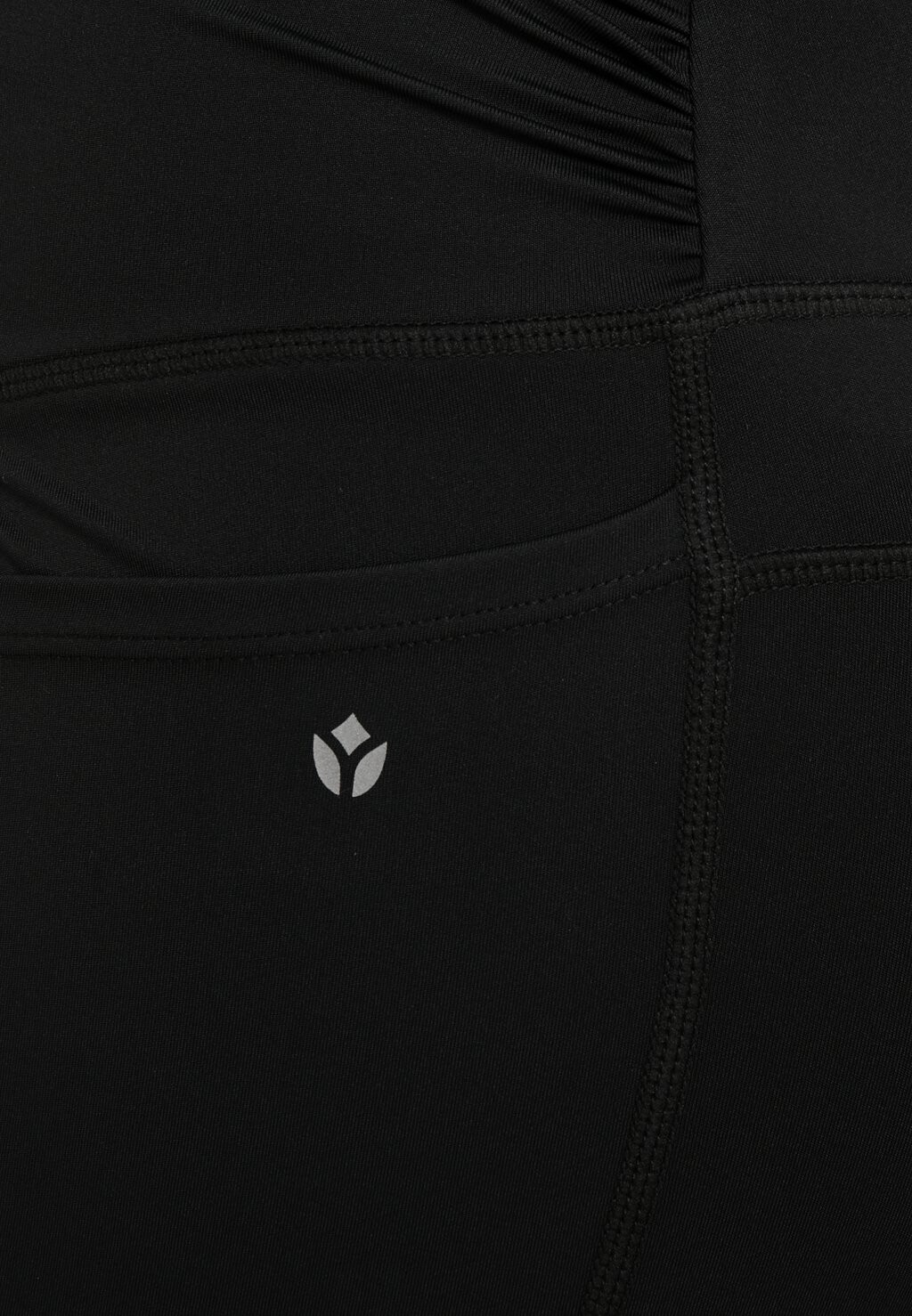 Тайтсы Even&Odd, черный
Тайтсы Even&Odd, черный