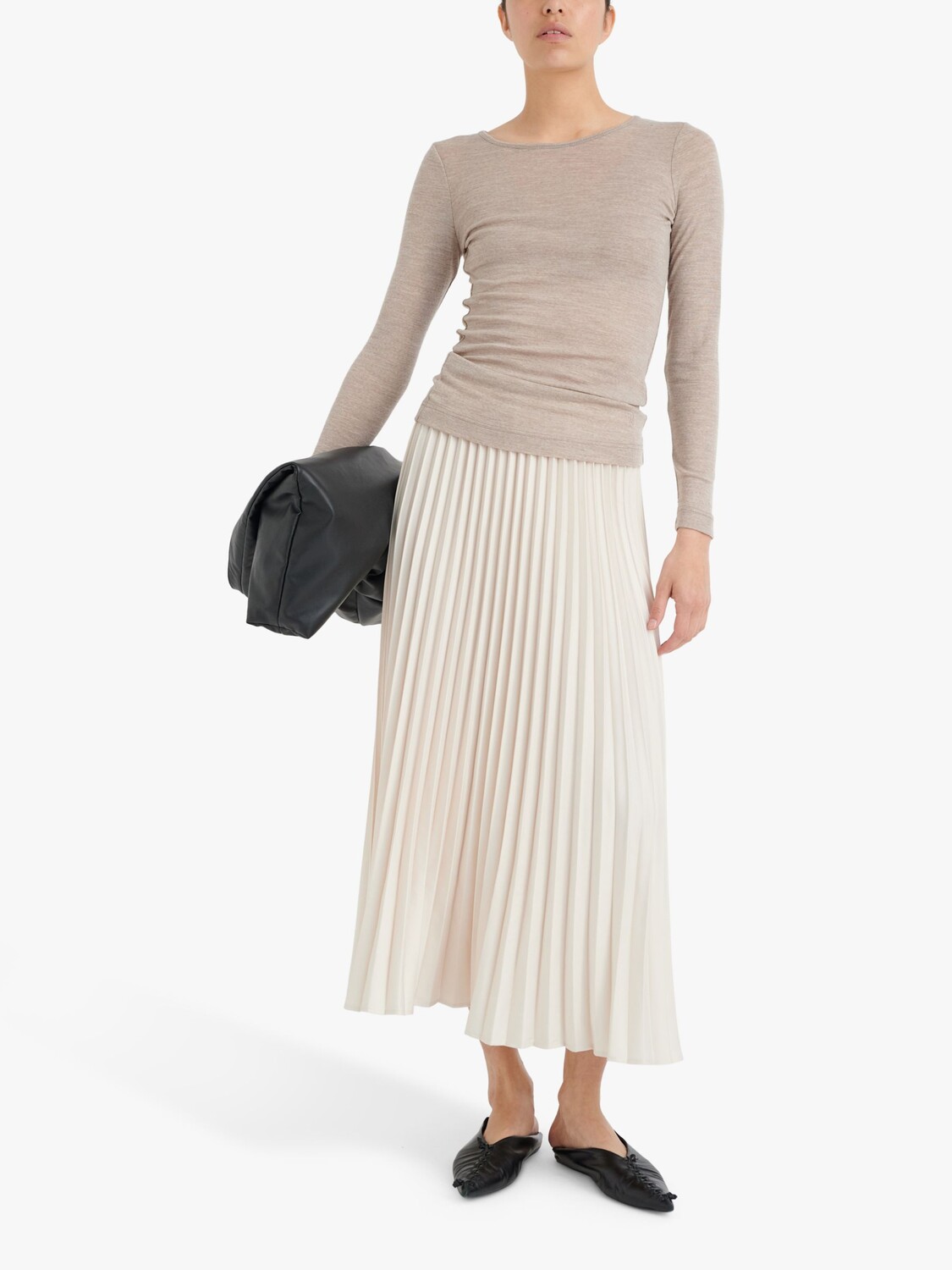 Топ из тонкой шерсти с длинными рукавами Fang InWear, овсяный меланж
Топ из тонкой шерсти с длинными рукавами Fang InWear, овсяный меланж