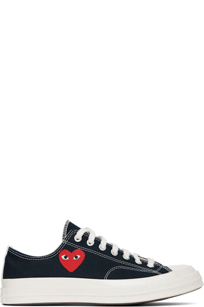Черные кеды Converse Edition Chuck 70 OG Single Heart COMME des GARÇONS PLAY
Черные кеды Converse Edition Chuck 70 OG Single Heart COMME des GARÇONS PLAY