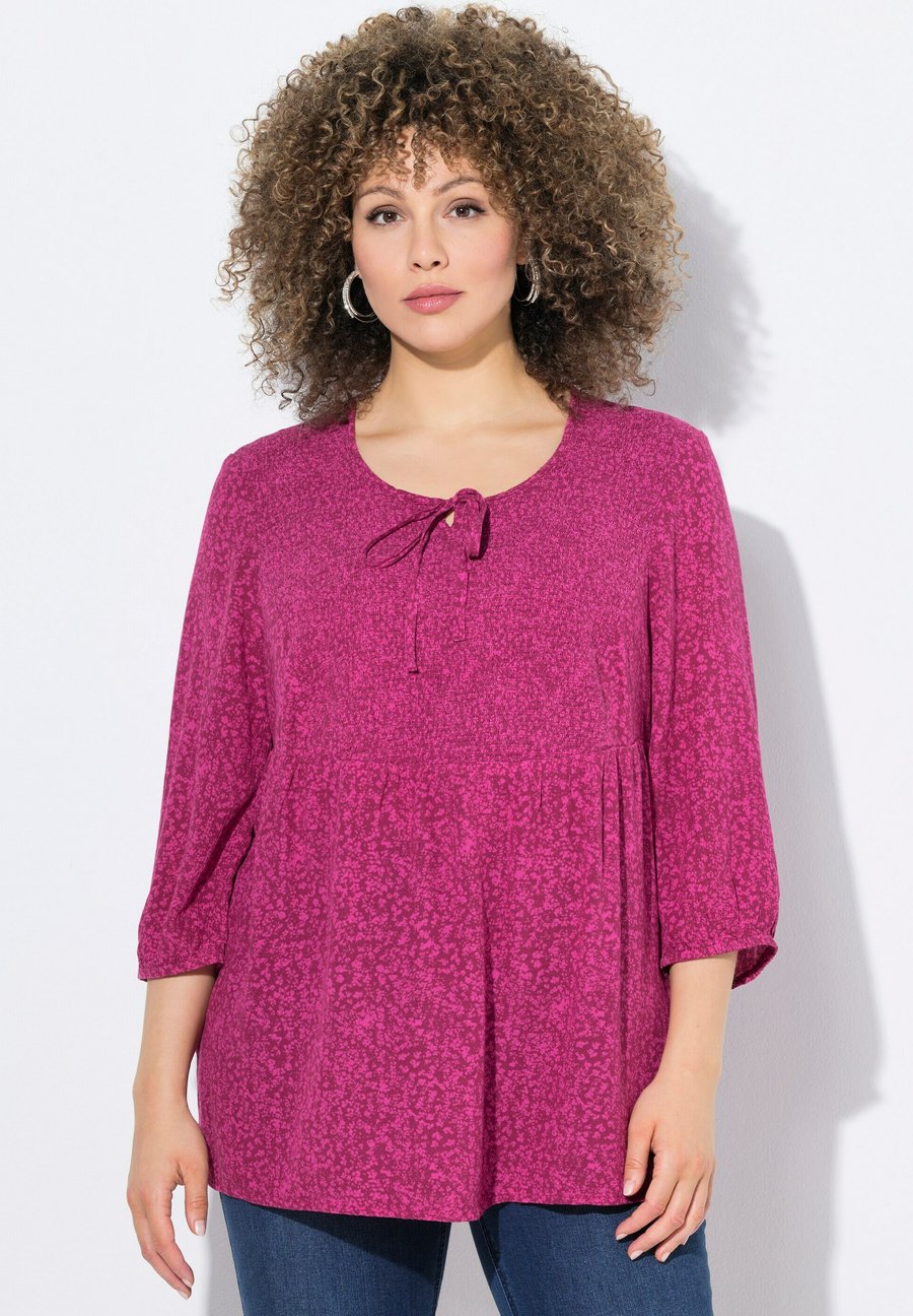 Блуза Ulla Popken 3/4 SLEEVE SMOCKED, Magnolia Red/Red
Блуза Ulla Popken 3/4 SLEEVE SMOCKED, Magnolia Red/Red