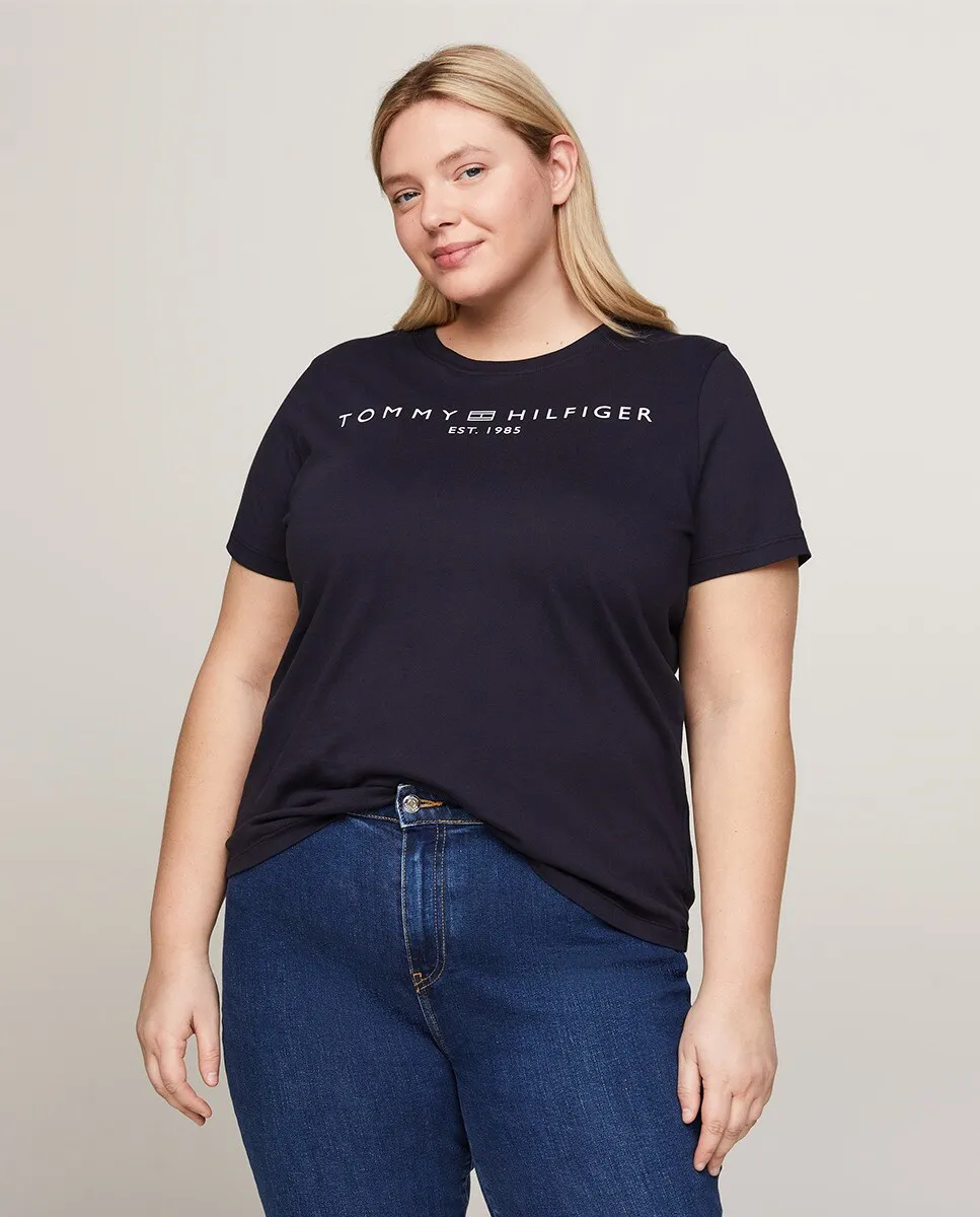 Женская футболка с круглым вырезом и коротким рукавом Tommy Hilfiger Curve, тёмно-синий
Женская футболка с круглым вырезом и коротким рукавом Tommy Hilfiger Curve, тёмно-синий