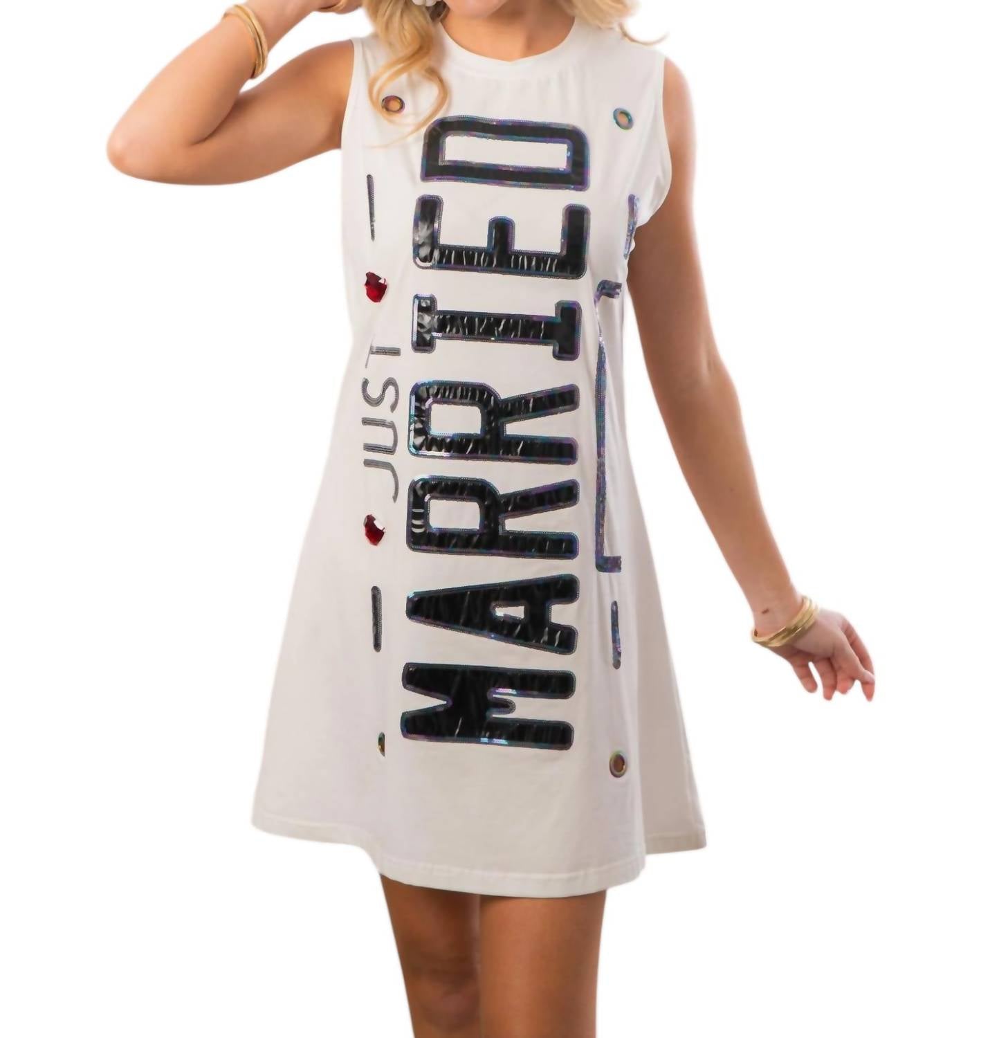 Платье-майка Just Married белого цвета QUEEN OF SPARKLES
Платье-майка Just Married белого цвета QUEEN OF SPARKLES