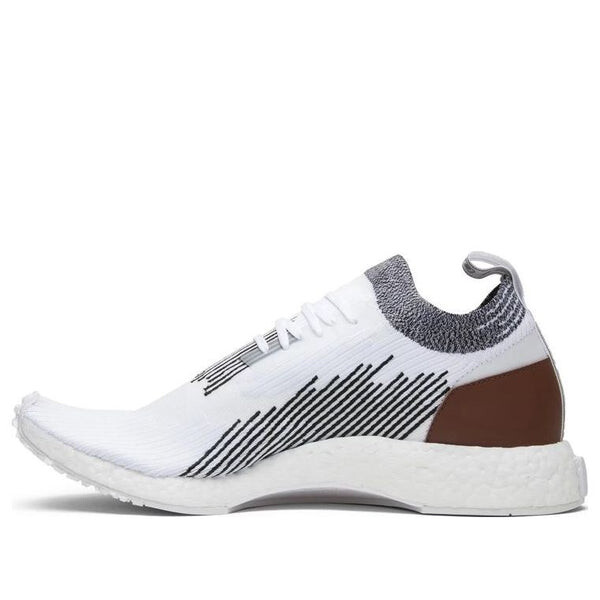 Кроссовки whitaker car club x nmd racer Adidas, белый
Кроссовки whitaker car club x nmd racer Adidas, белый